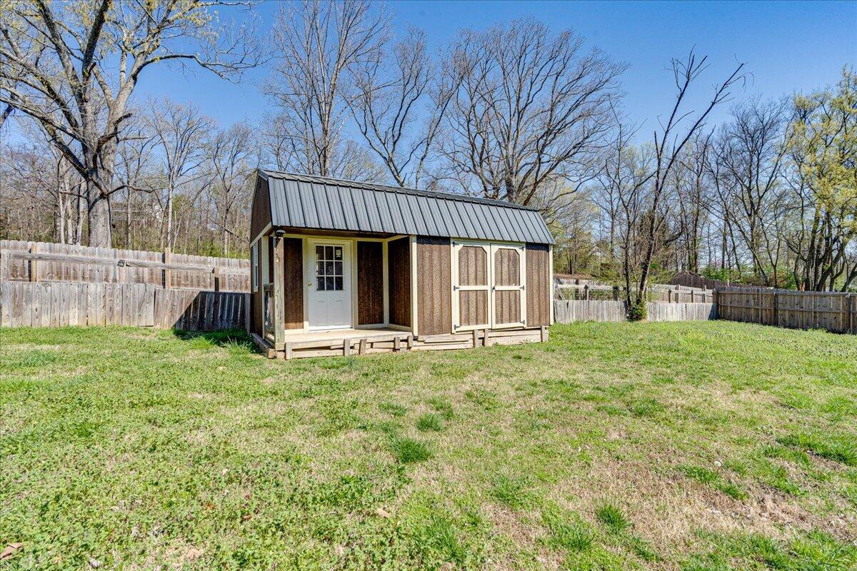 3713 Kellys Ferry Road