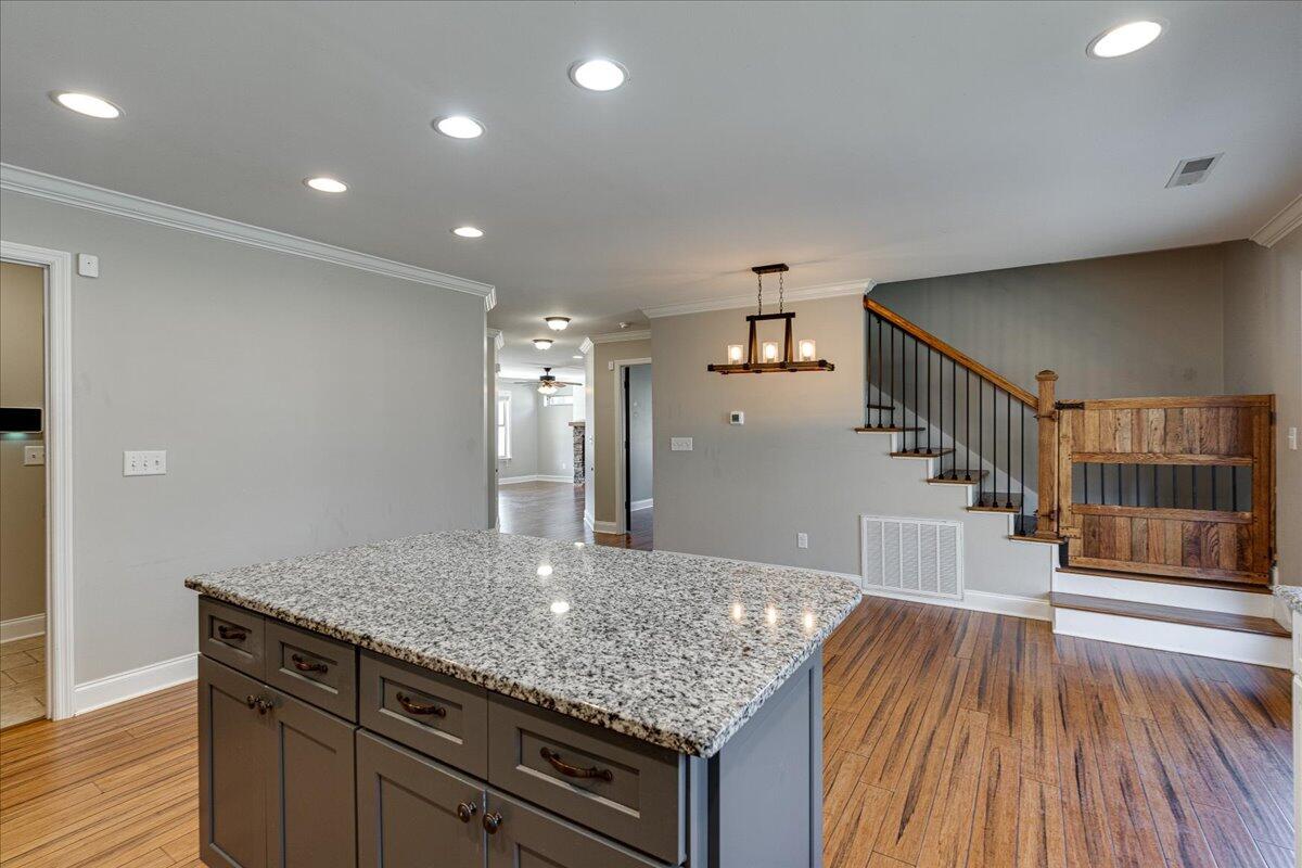 3713 Kellys Ferry Road