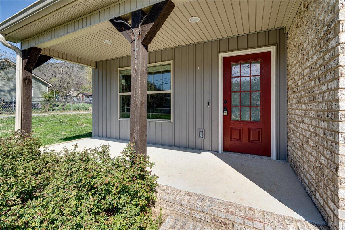 3713 Kellys Ferry Road