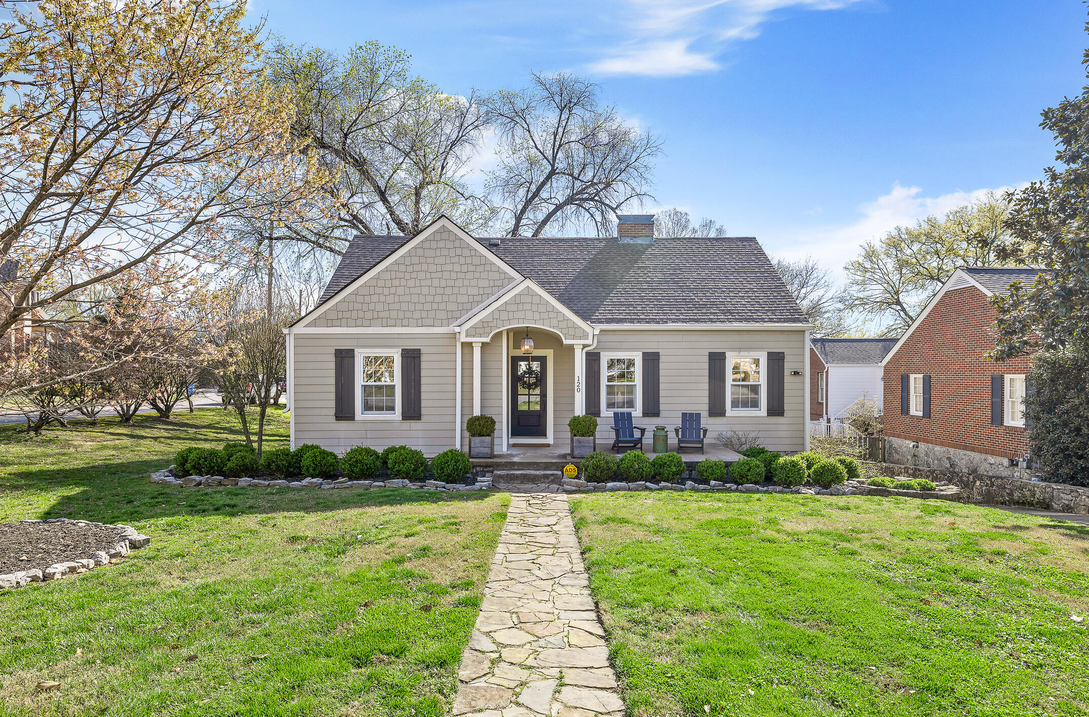 120 Mcfarland Avenue