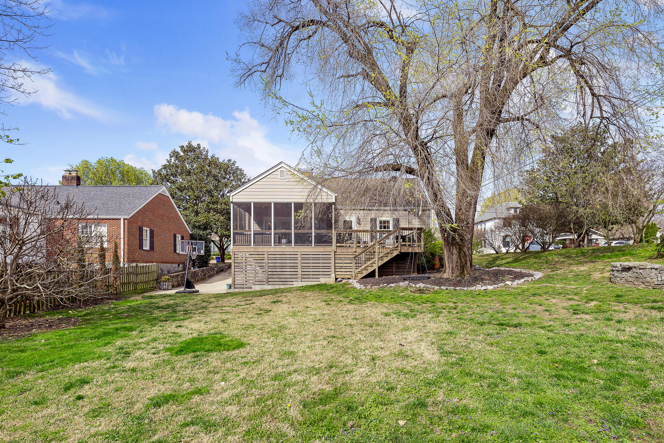 120 Mcfarland Avenue