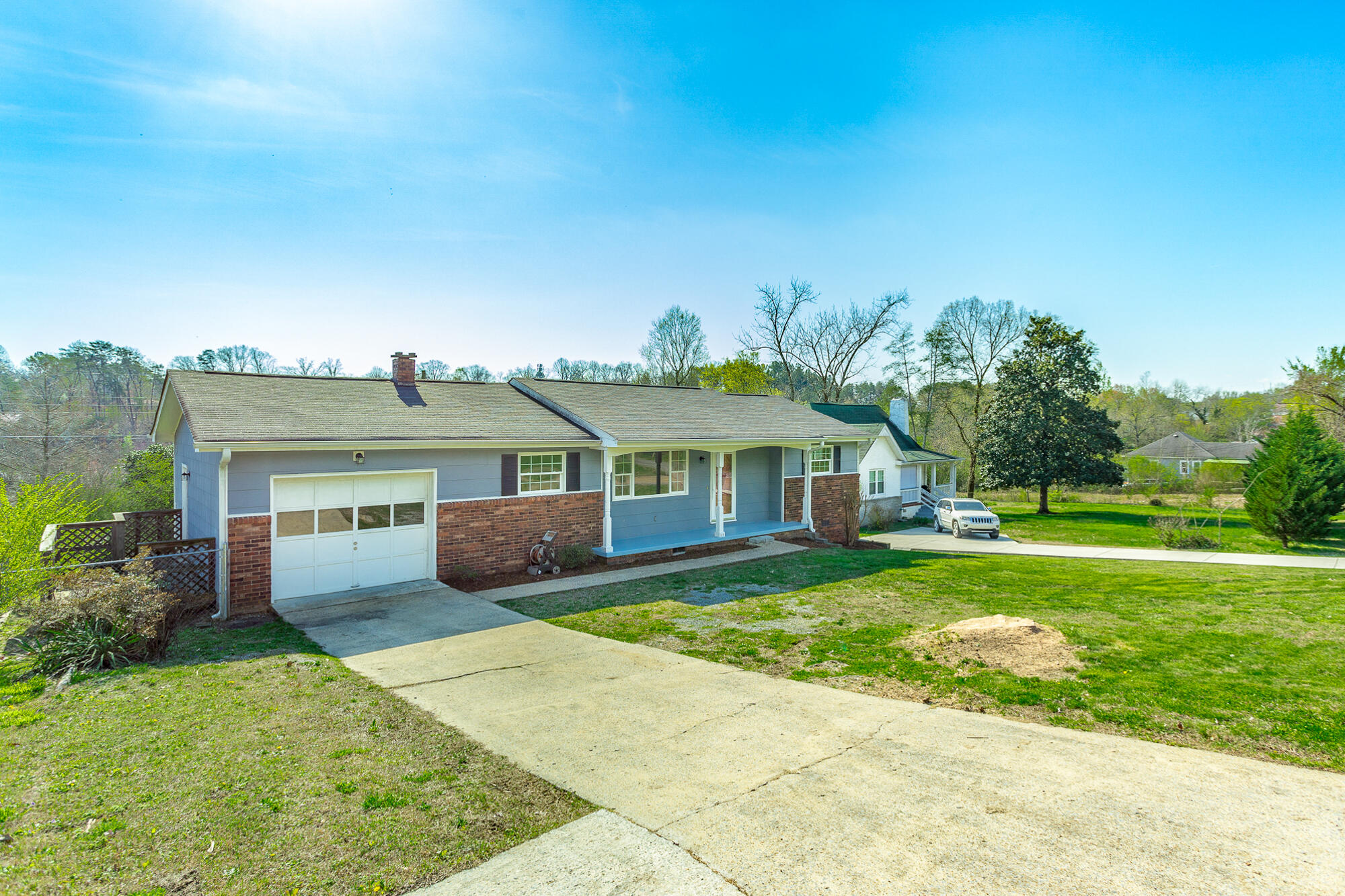 624 Ely Road, 1