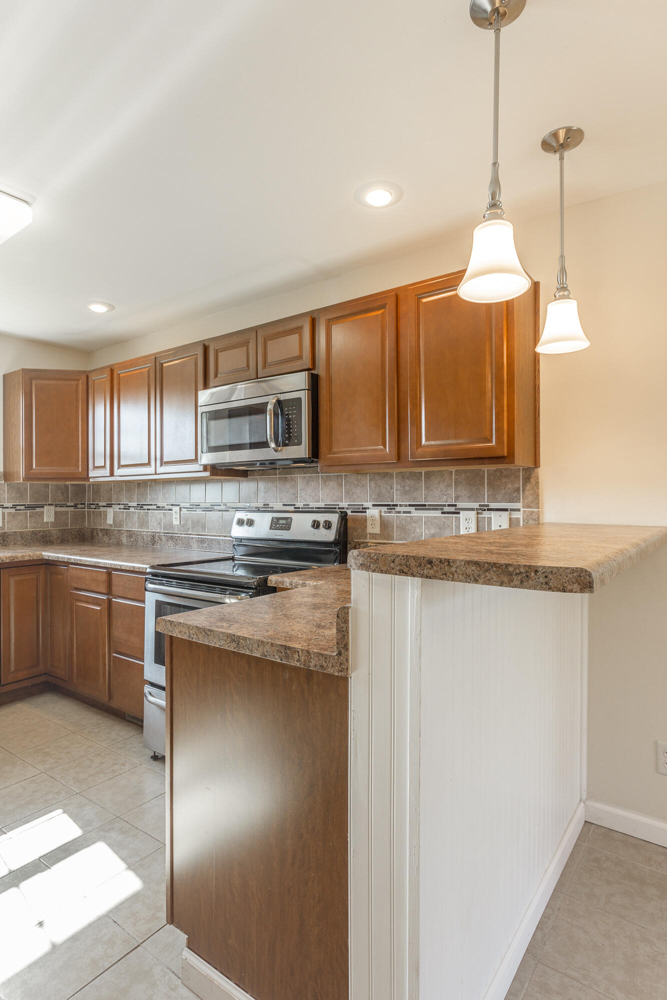 624 Ely Road, 1