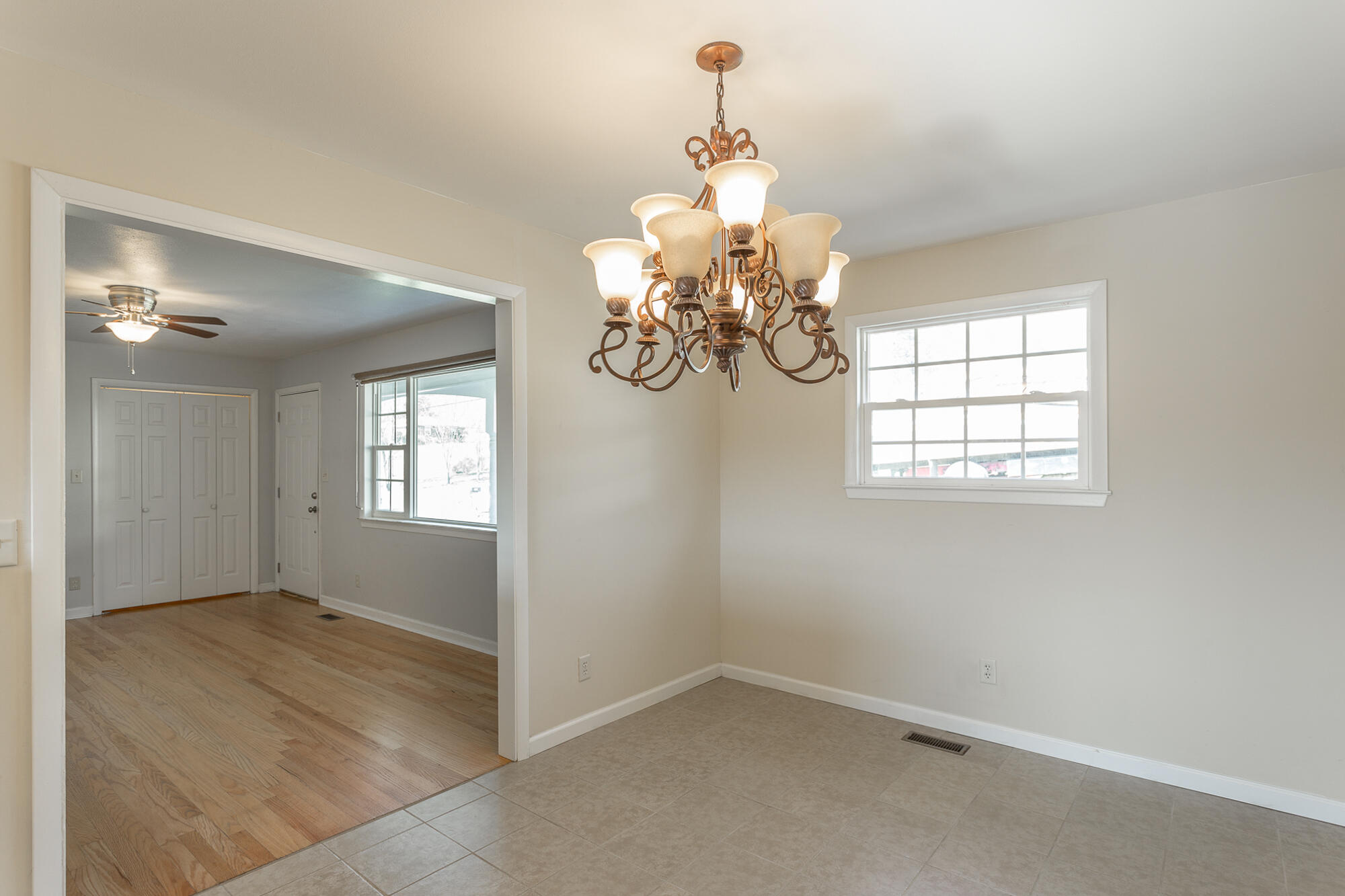 624 Ely Road, 1