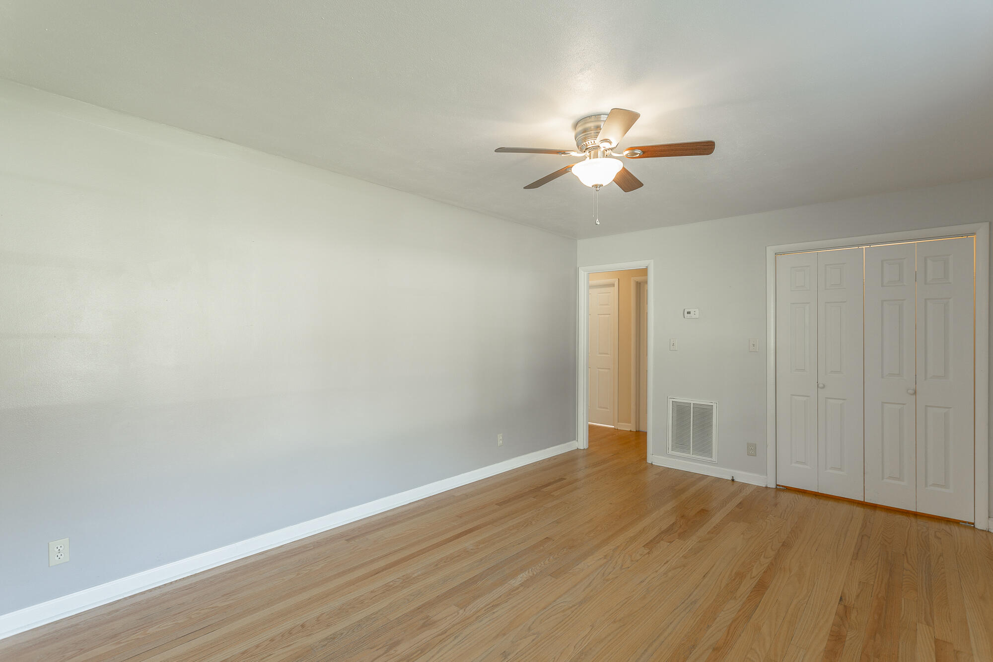 624 Ely Road, 1