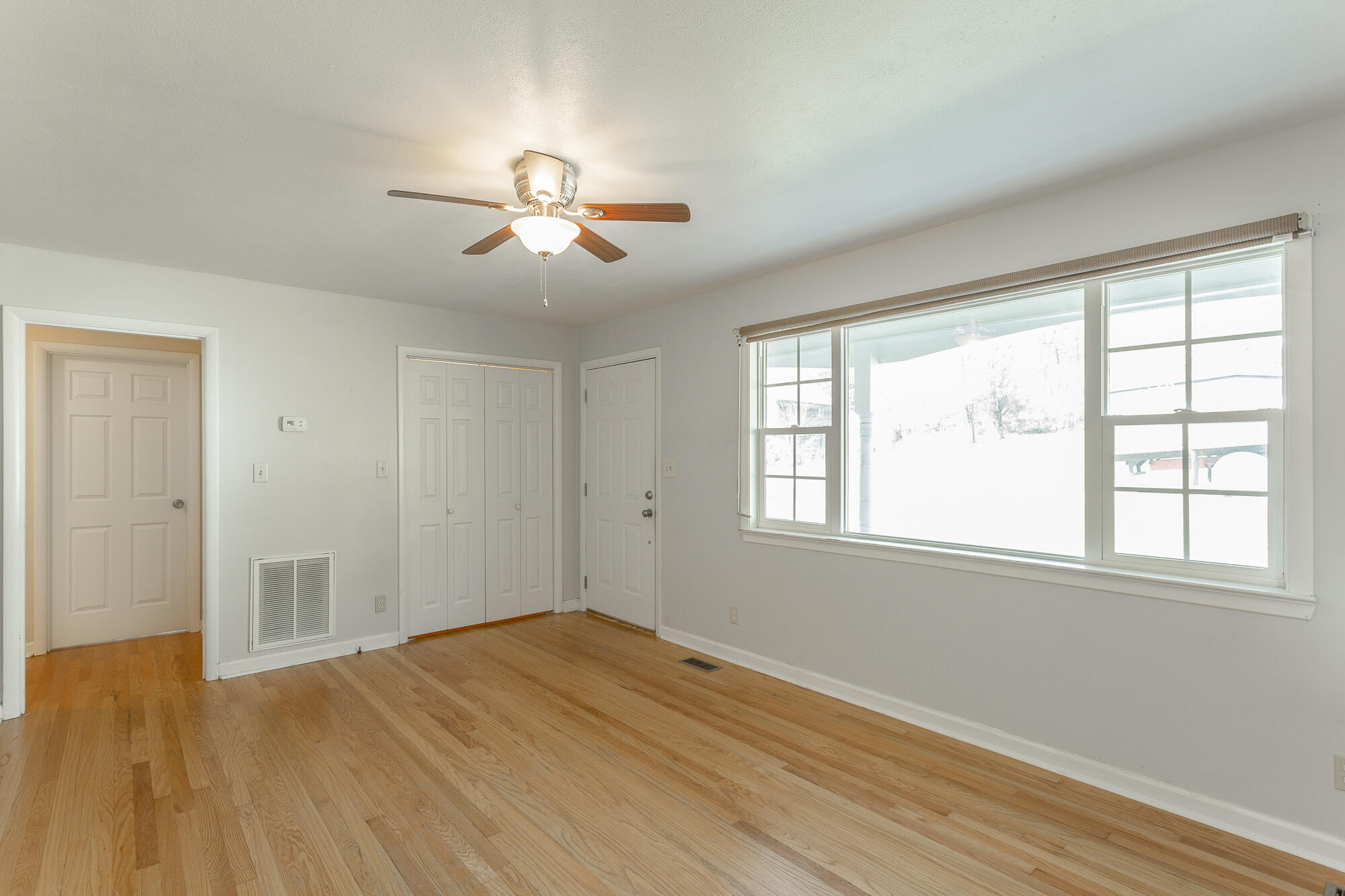 624 Ely Road, 1