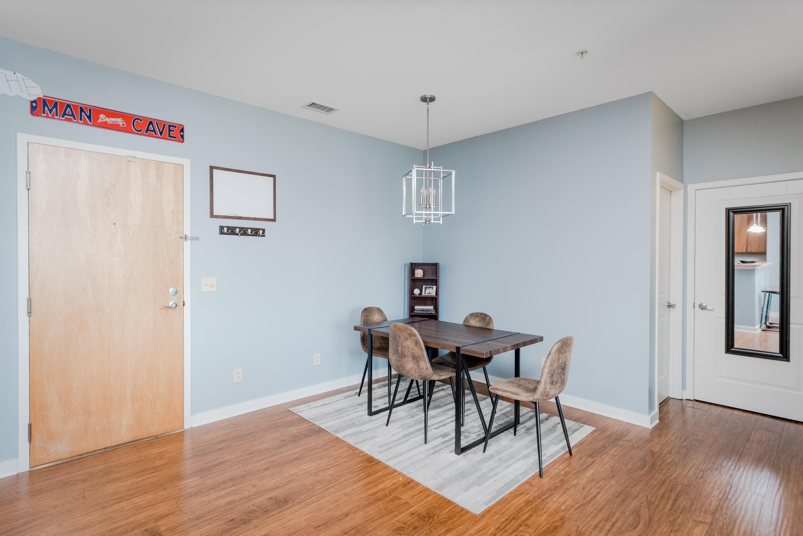 863 Flynn Street, Apt 302
