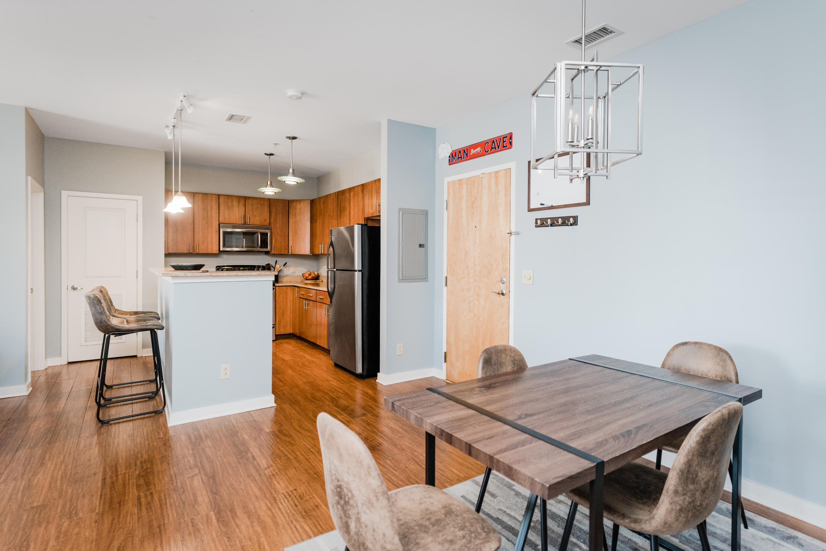 863 Flynn Street, Apt 302