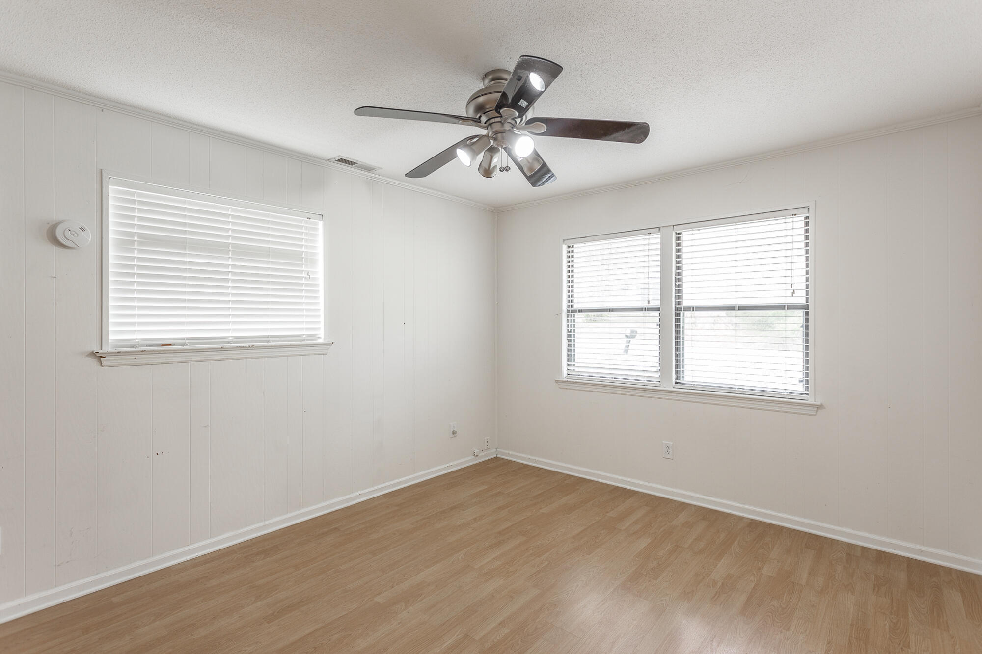 1438 Ely Road