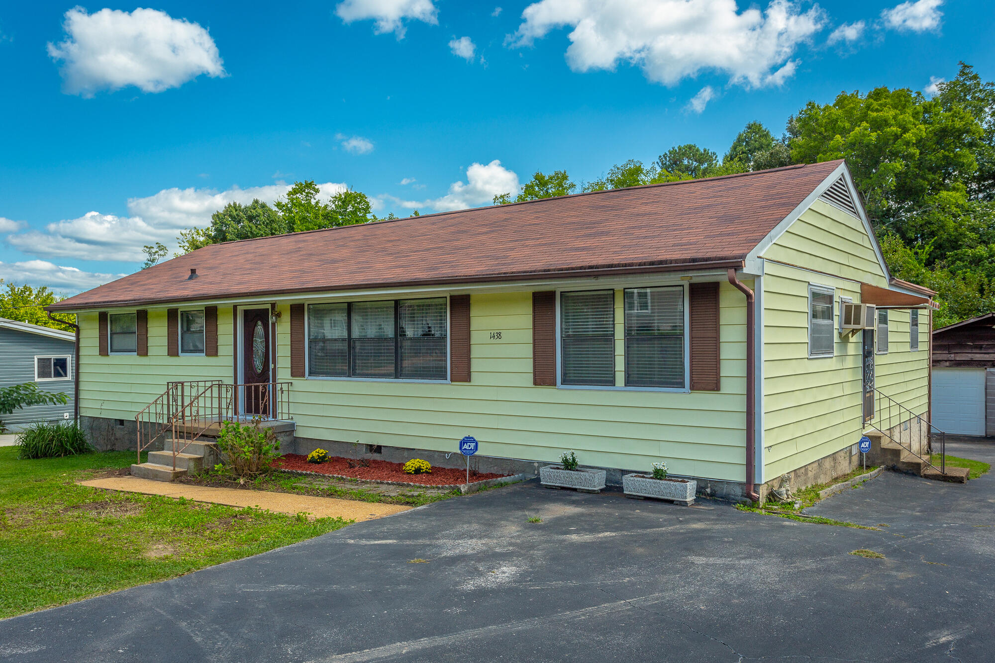 1438 Ely Road