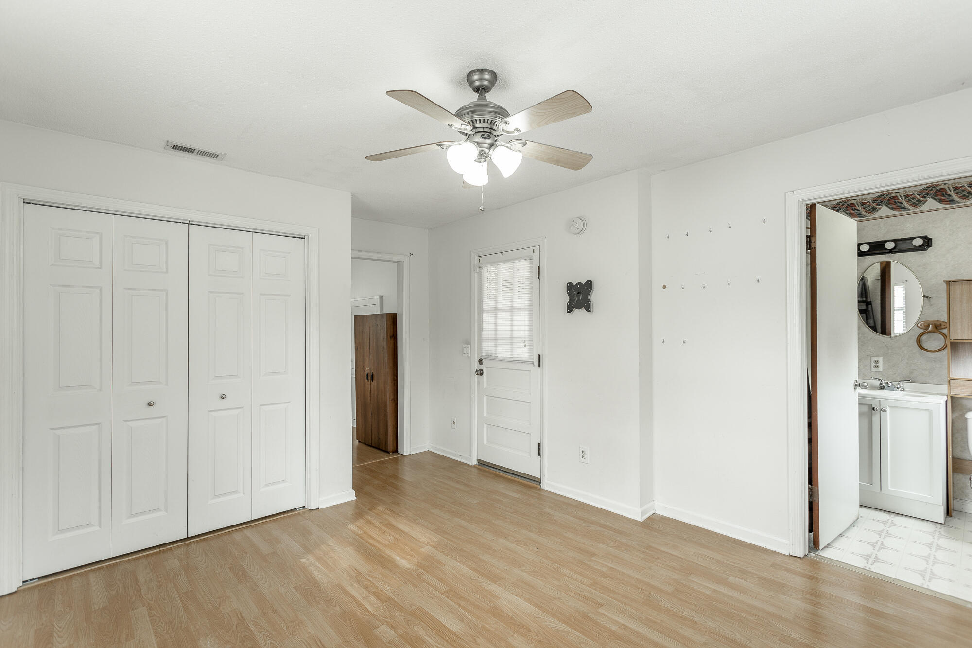 1438 Ely Road