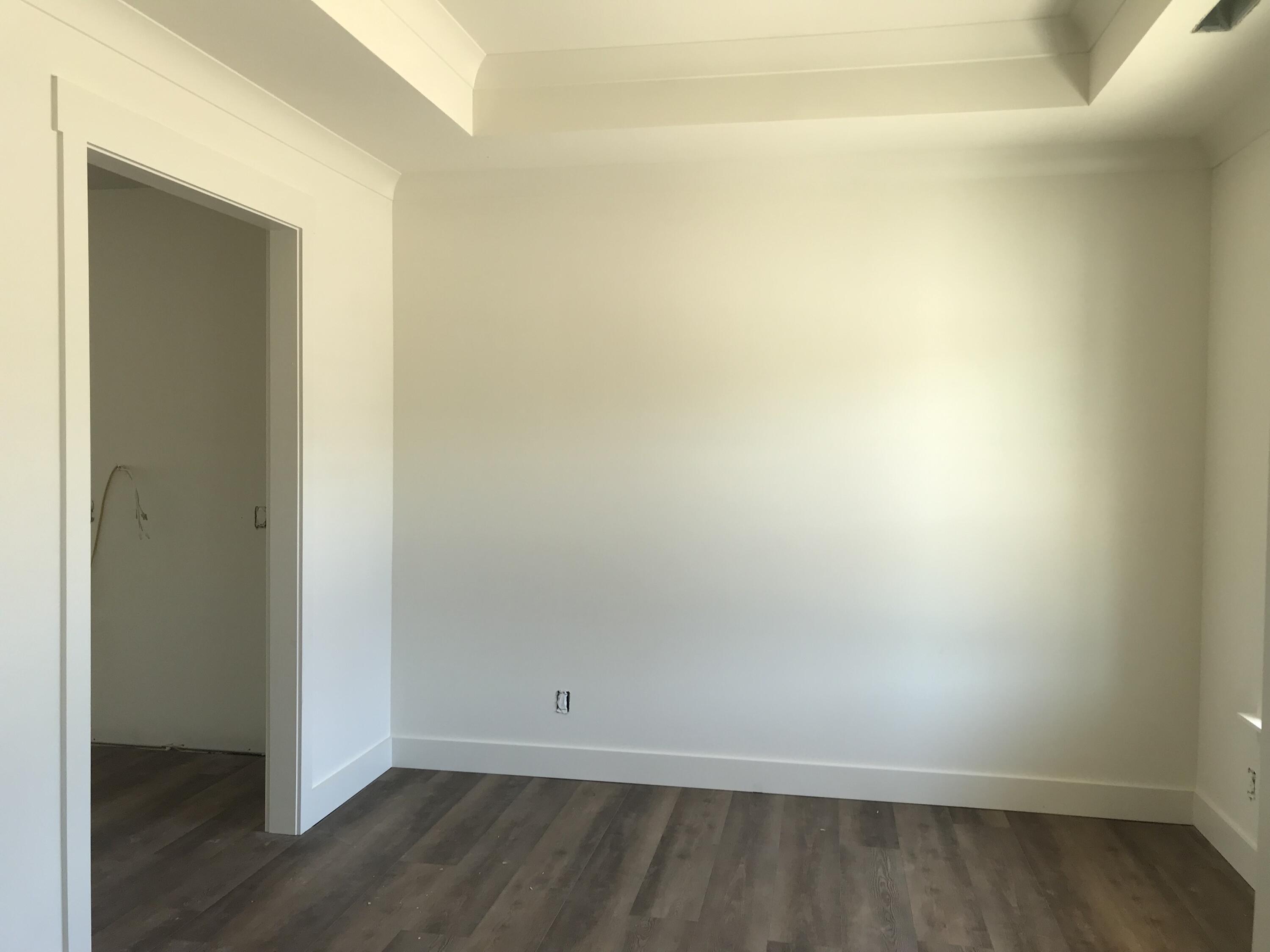 48 Silver Spur Road, 39