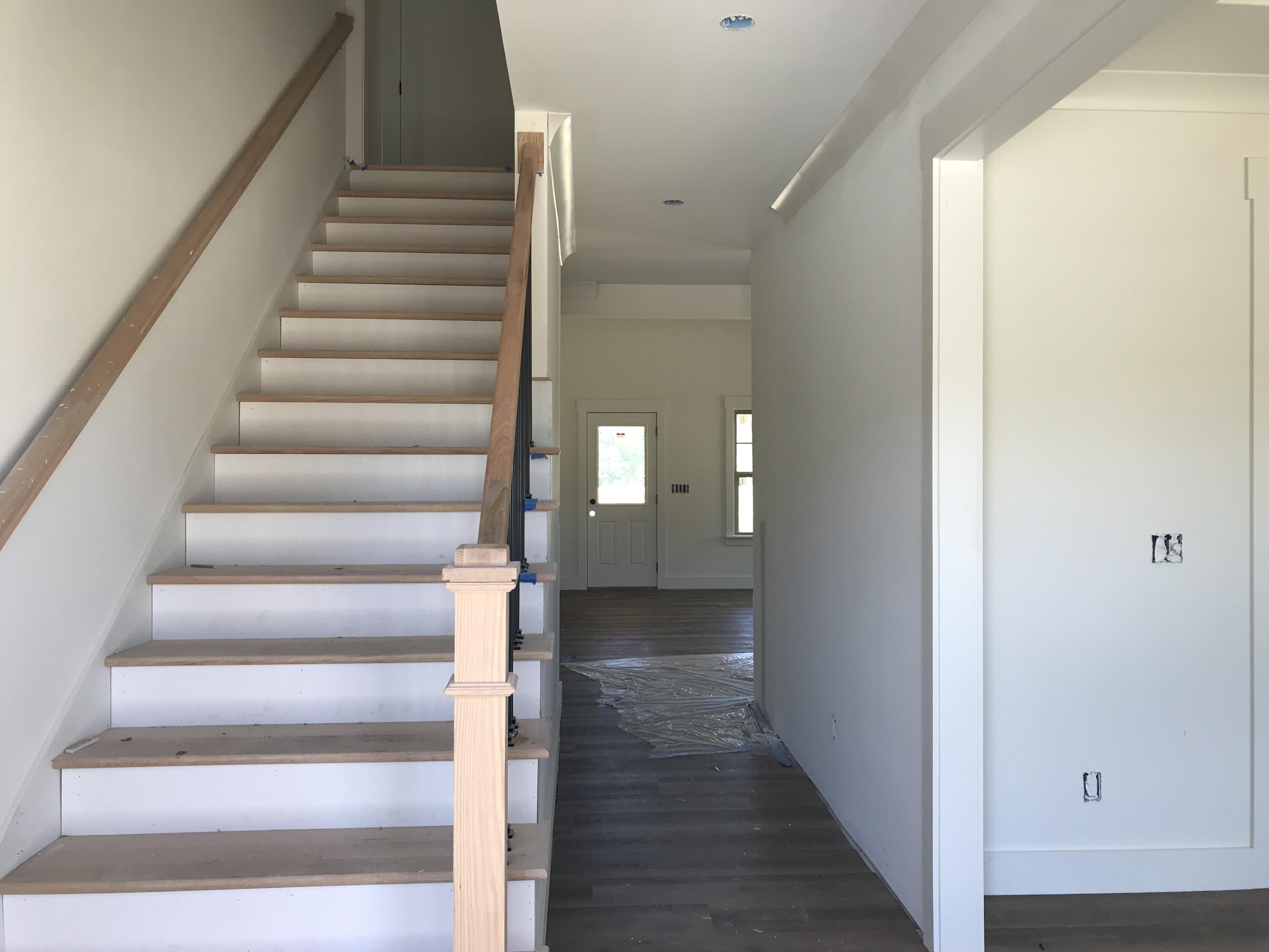 48 Silver Spur Road, 39