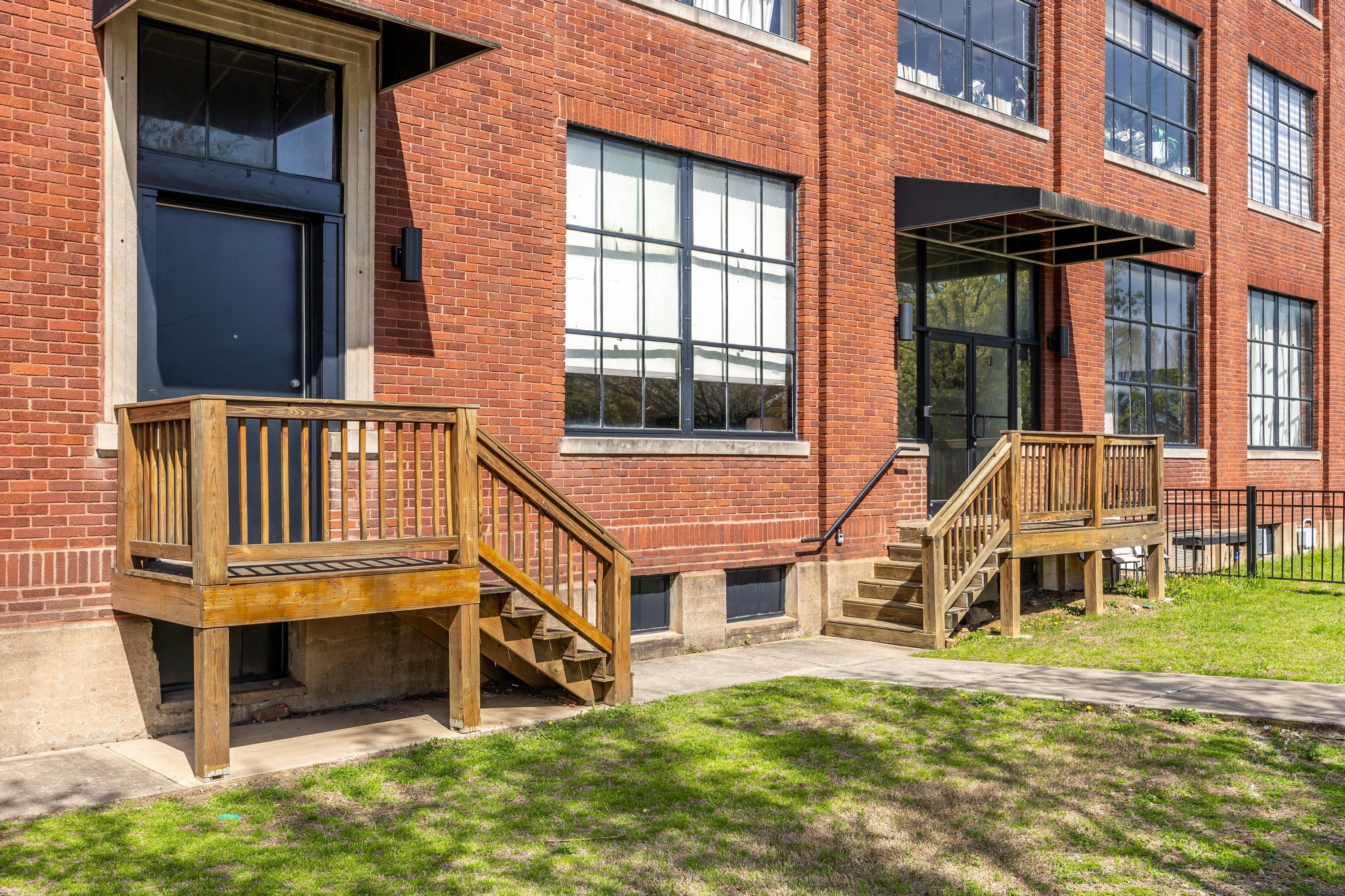 1301 Market Street, 107
