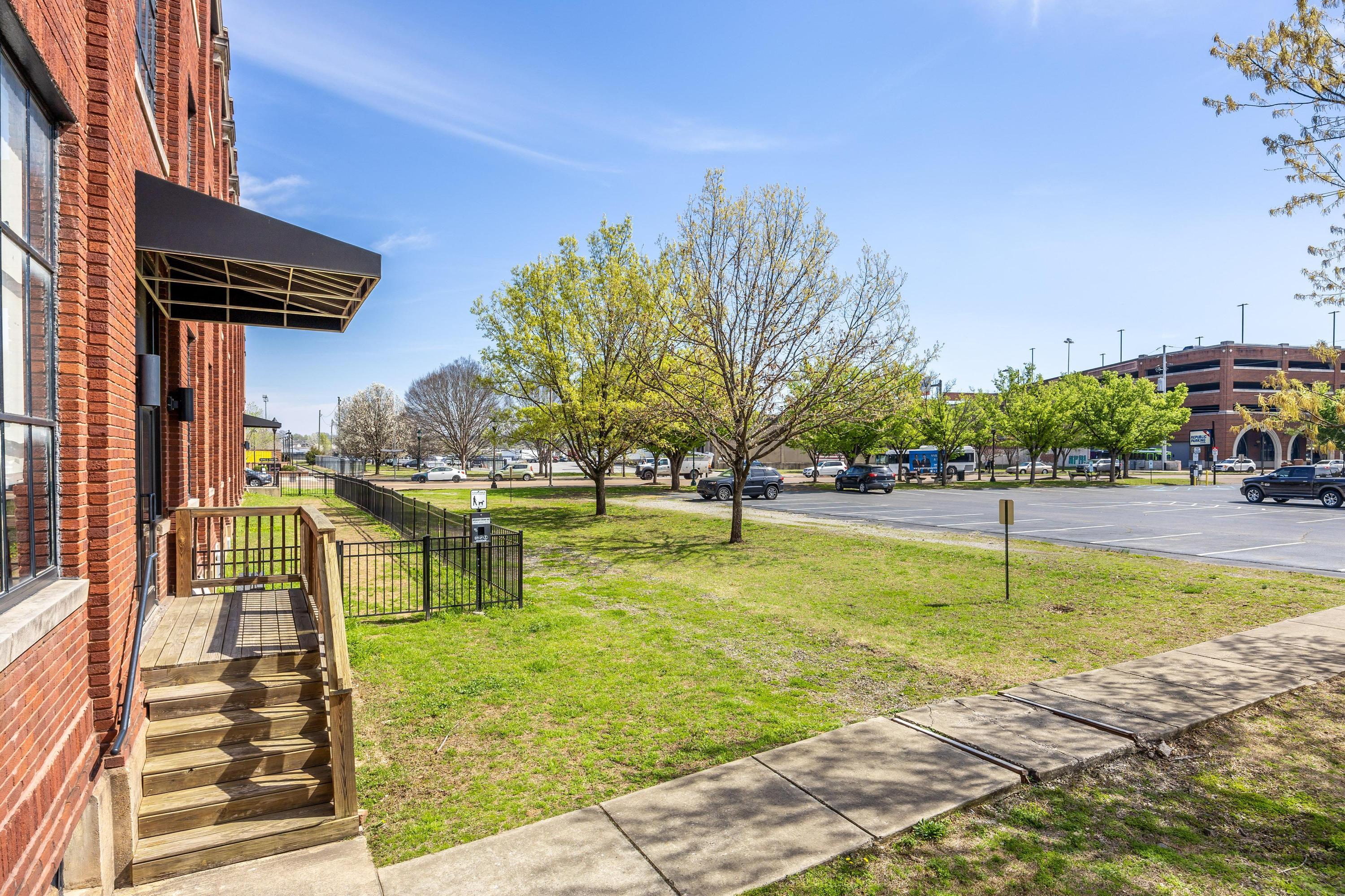 1301 Market Street, 107