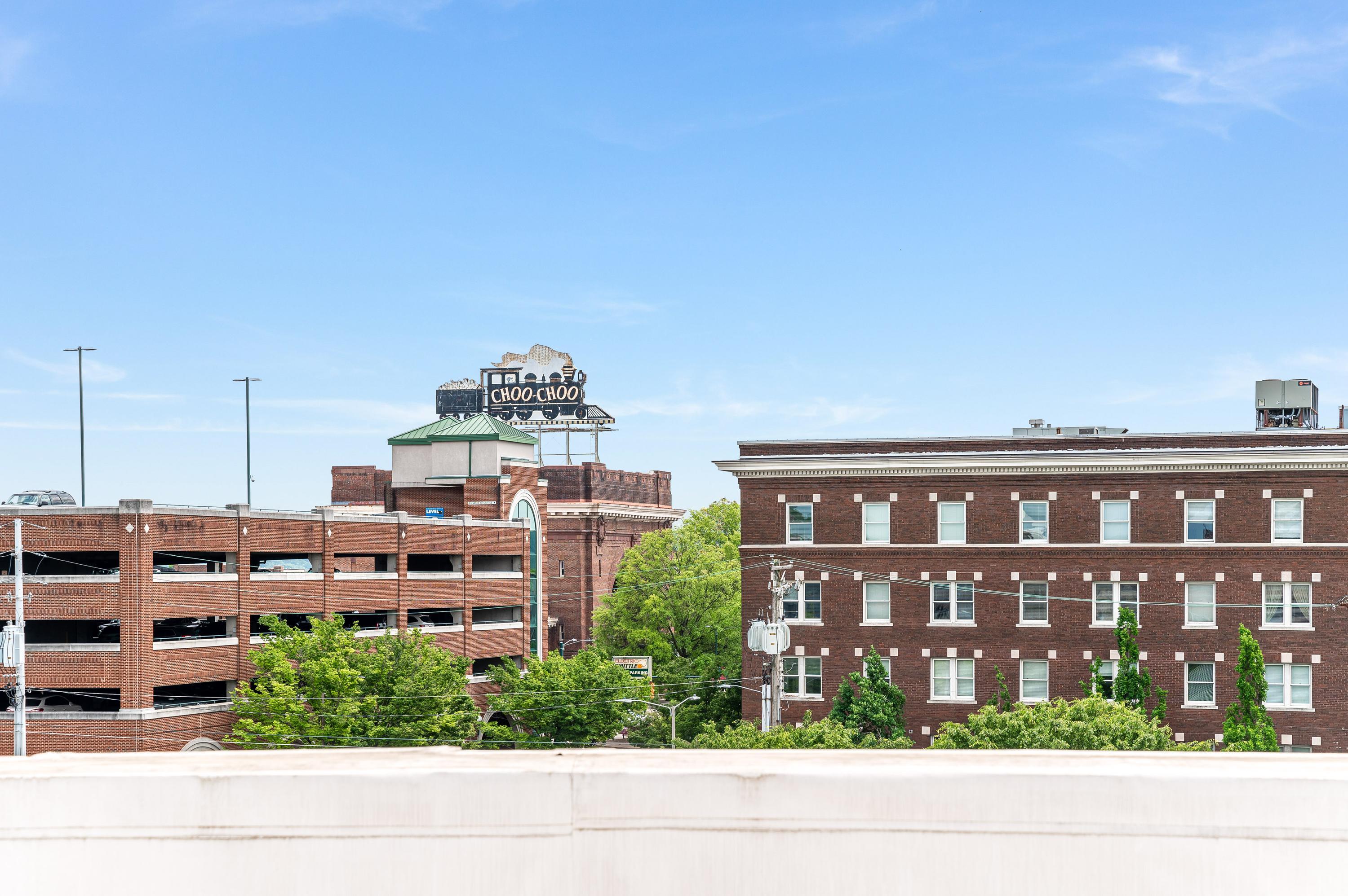 1301 Market Street, 107