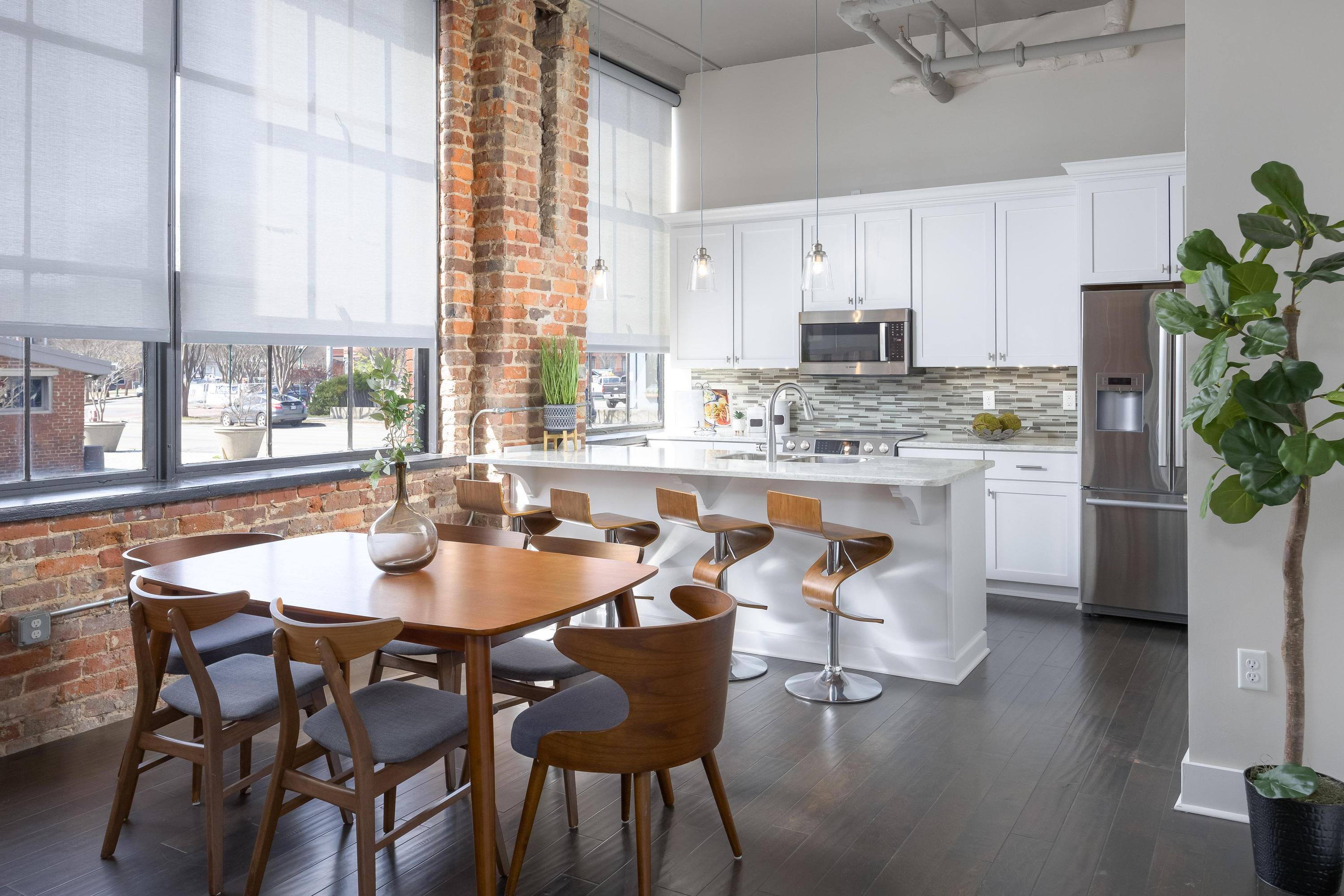 1301 Market Street, 107