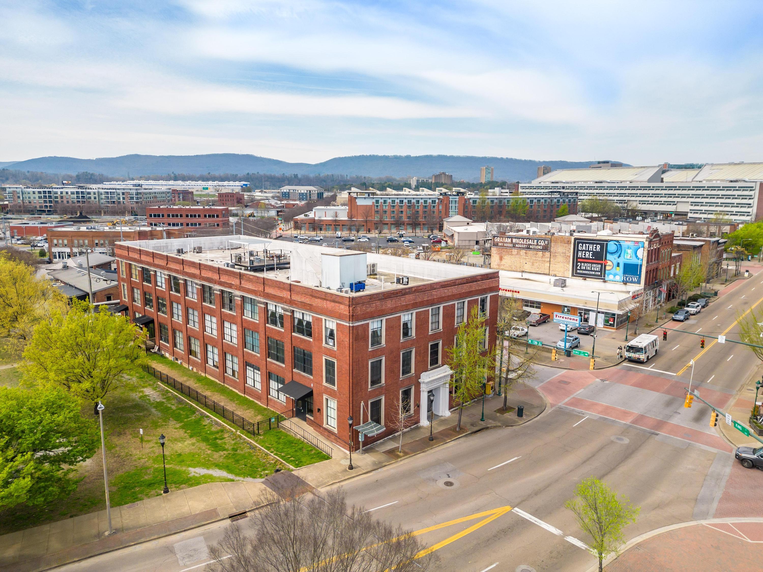 1301 Market Street, 107