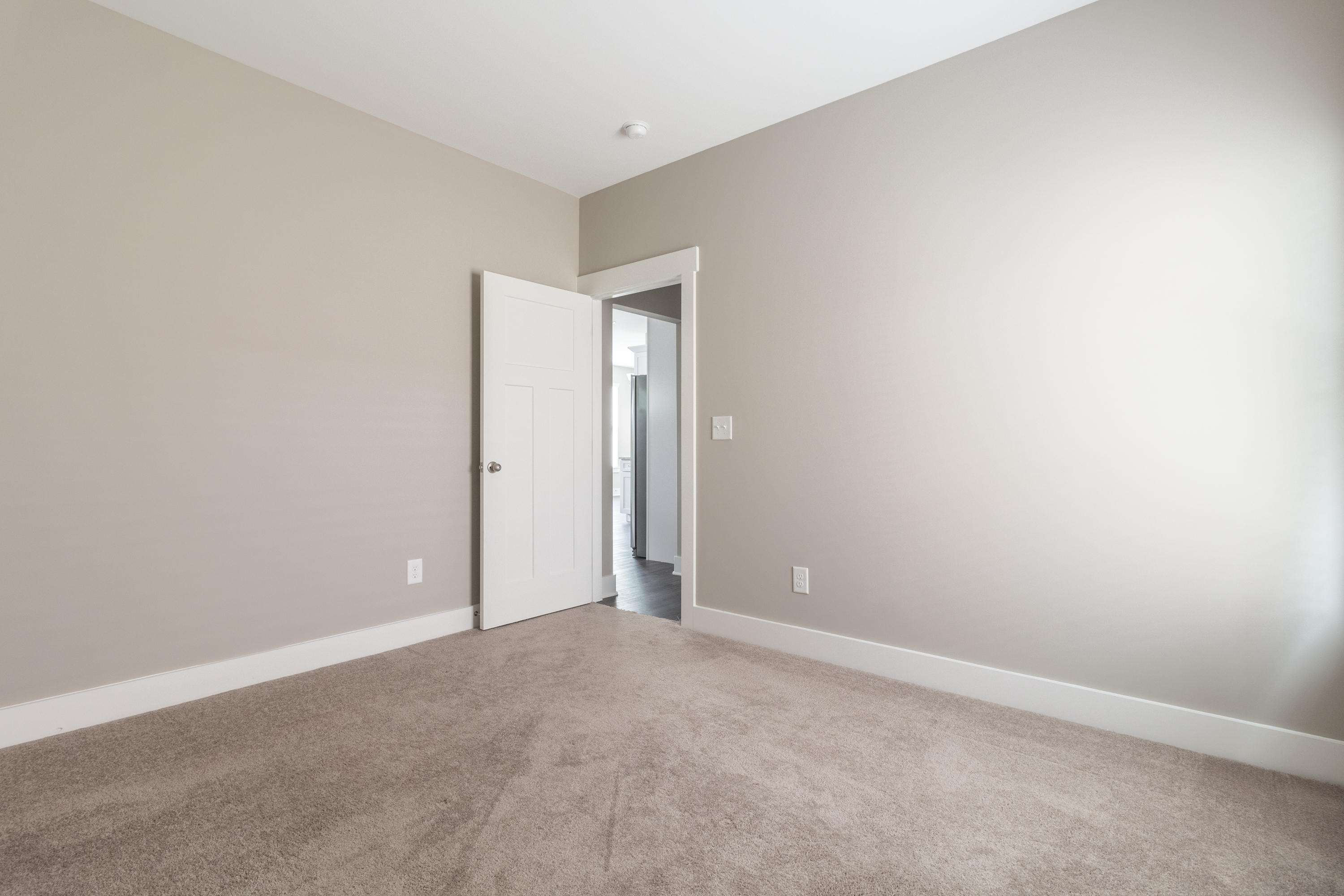 8125 Double Eagle Court