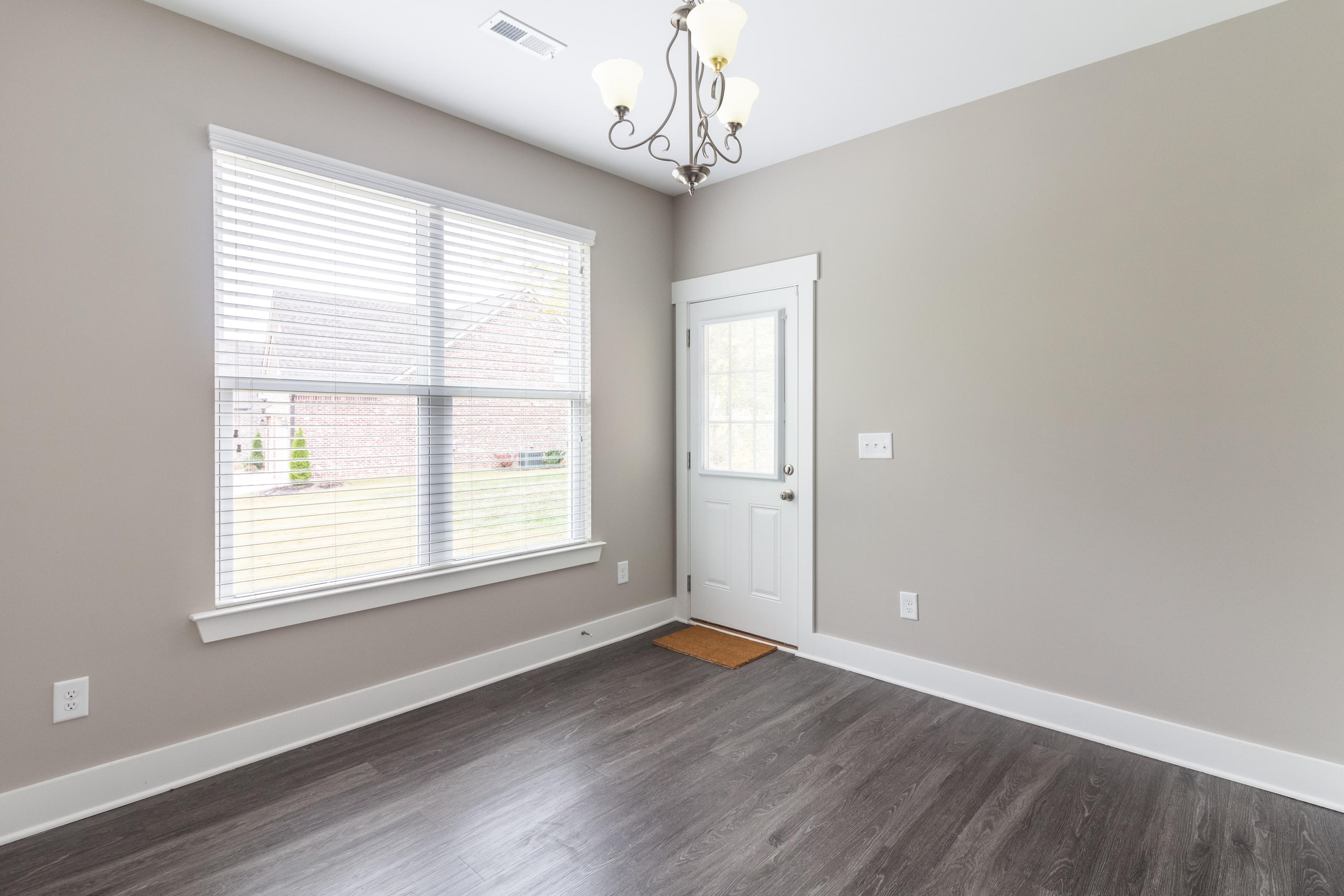8125 Double Eagle Court