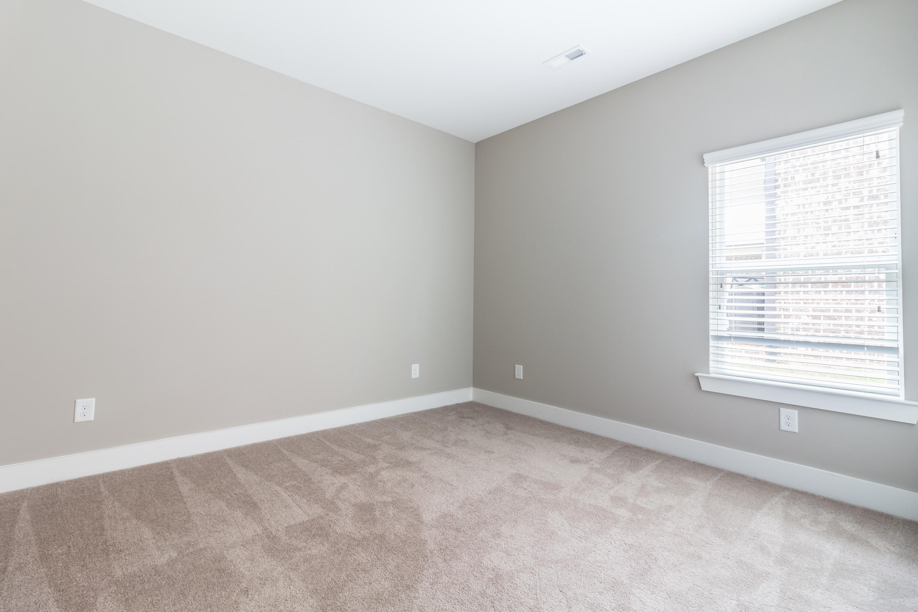 8125 Double Eagle Court
