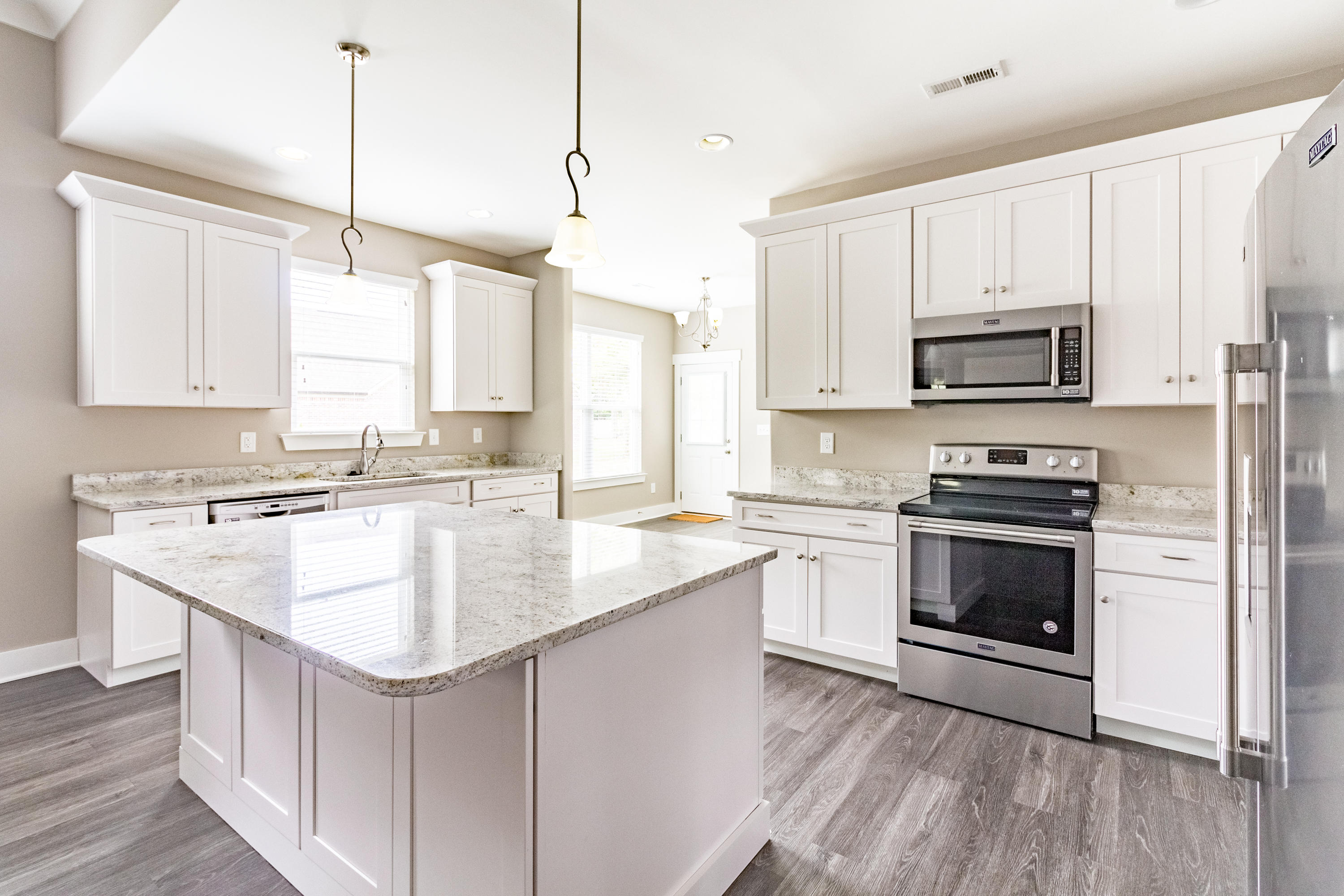 8125 Double Eagle Court