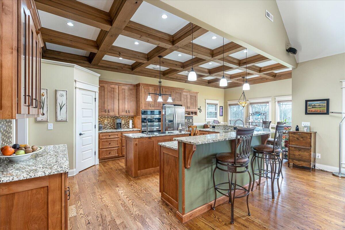 10690 Quarter Horse Lane