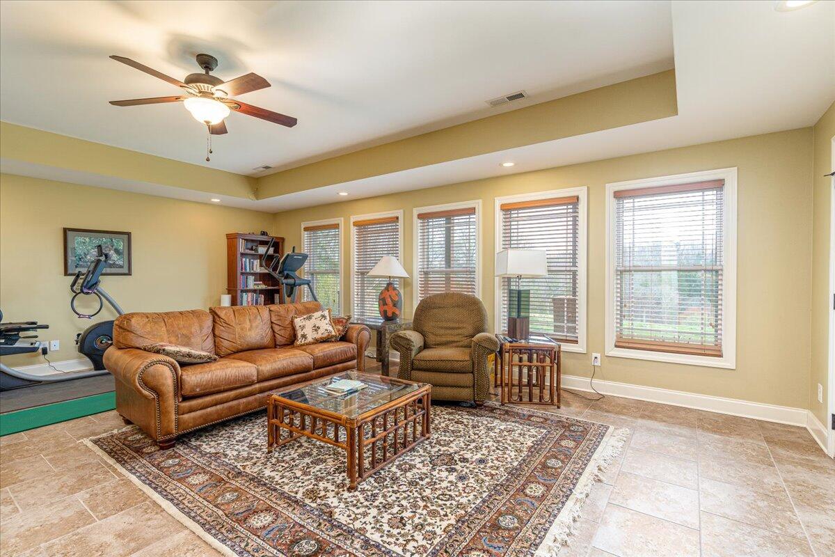 10690 Quarter Horse Lane
