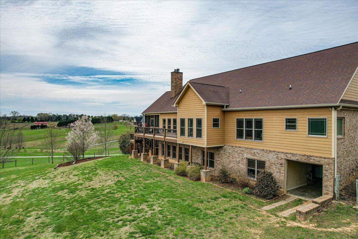 10690 Quarter Horse Lane