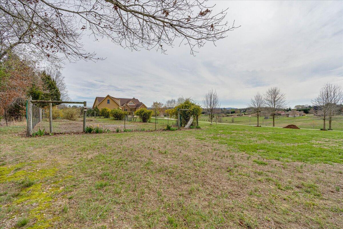 10690 Quarter Horse Lane