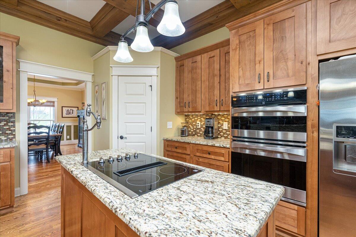 10690 Quarter Horse Lane