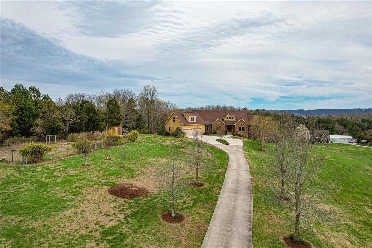10690 Quarter Horse Lane