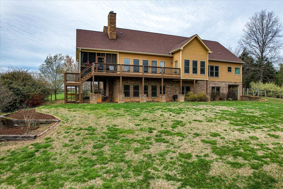 10690 Quarter Horse Lane