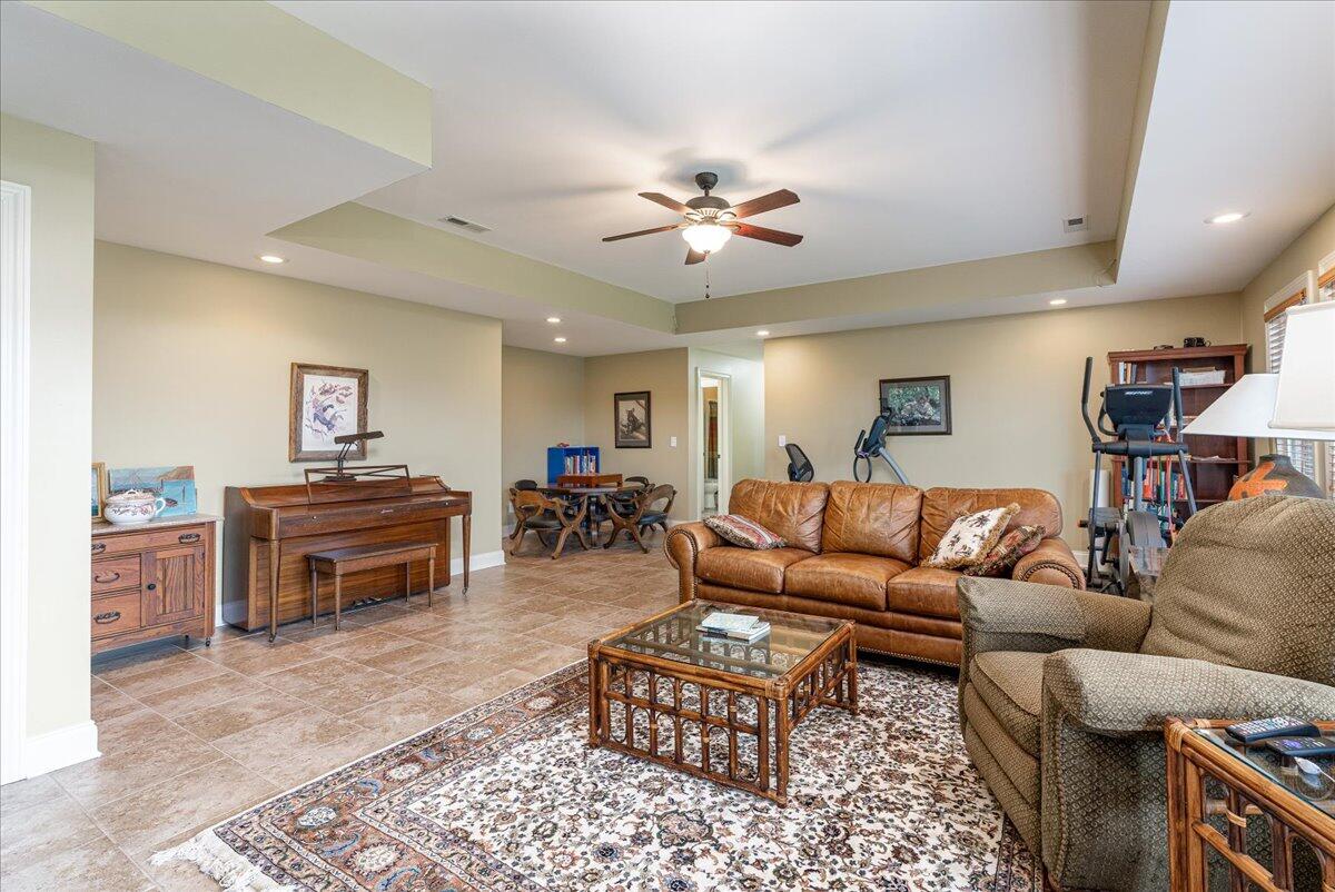 10690 Quarter Horse Lane