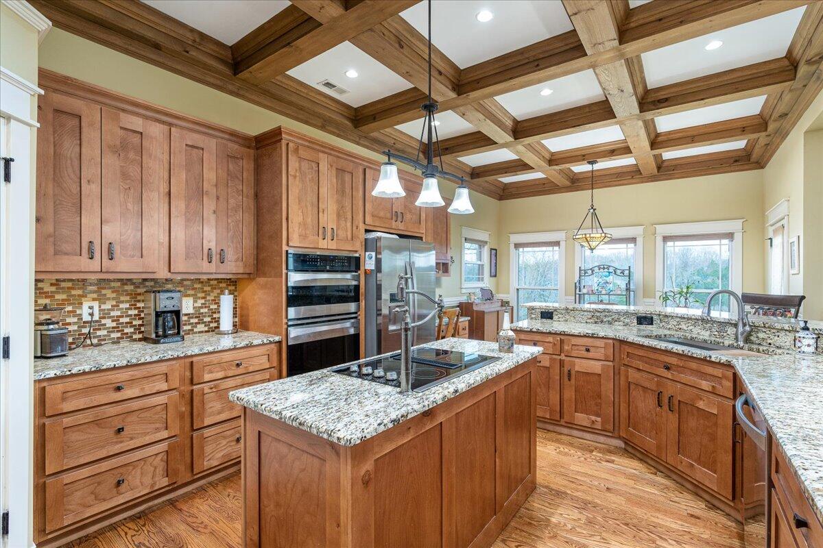 10690 Quarter Horse Lane