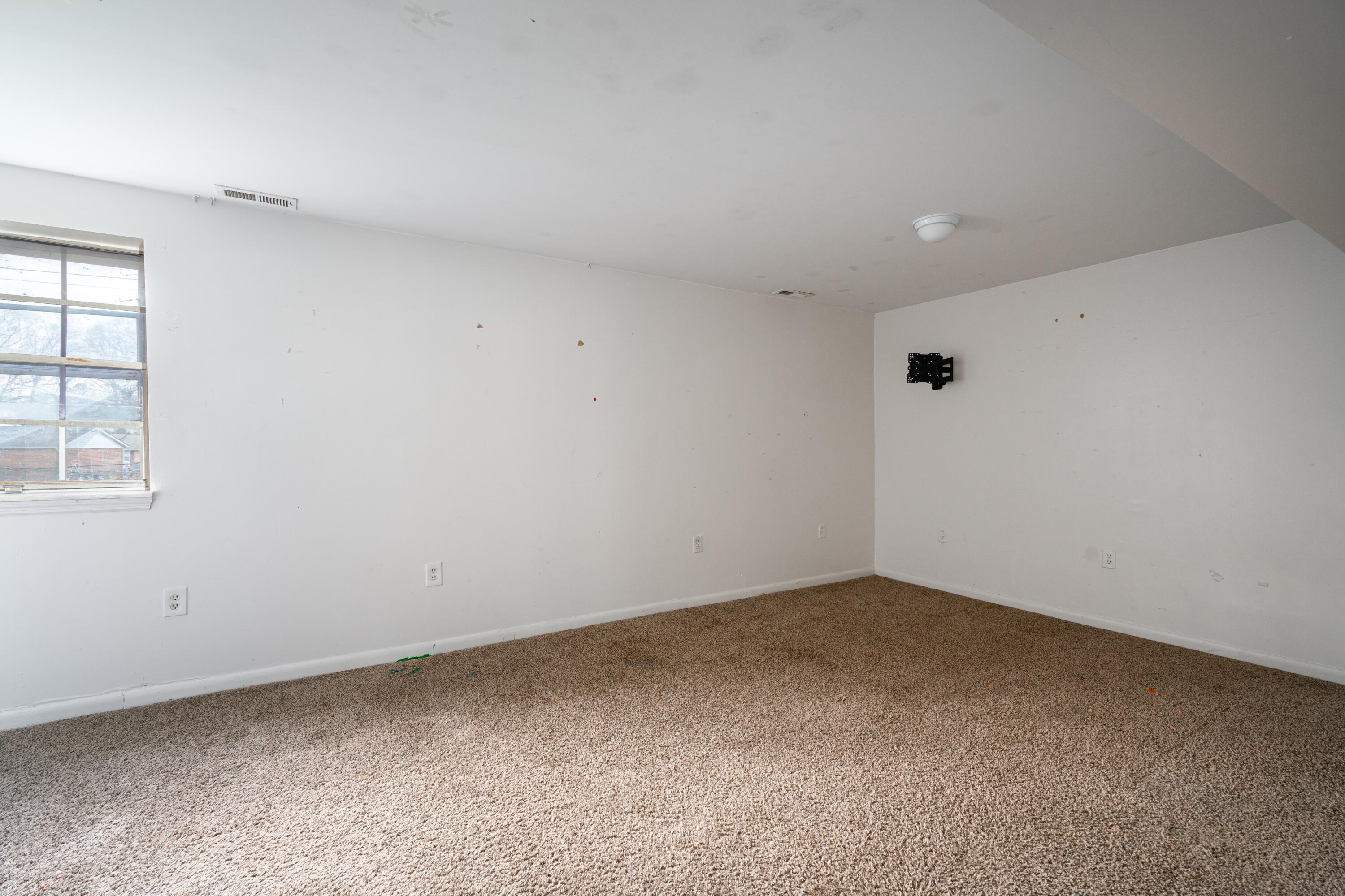 217 Headlyn Drive