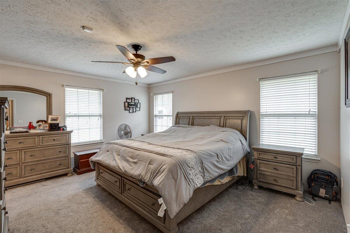 121 Sydney Lane