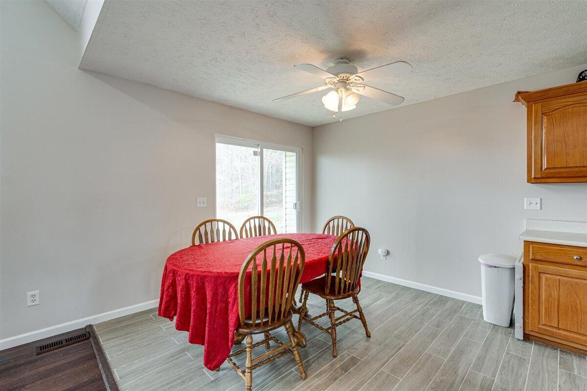 121 Sydney Lane
