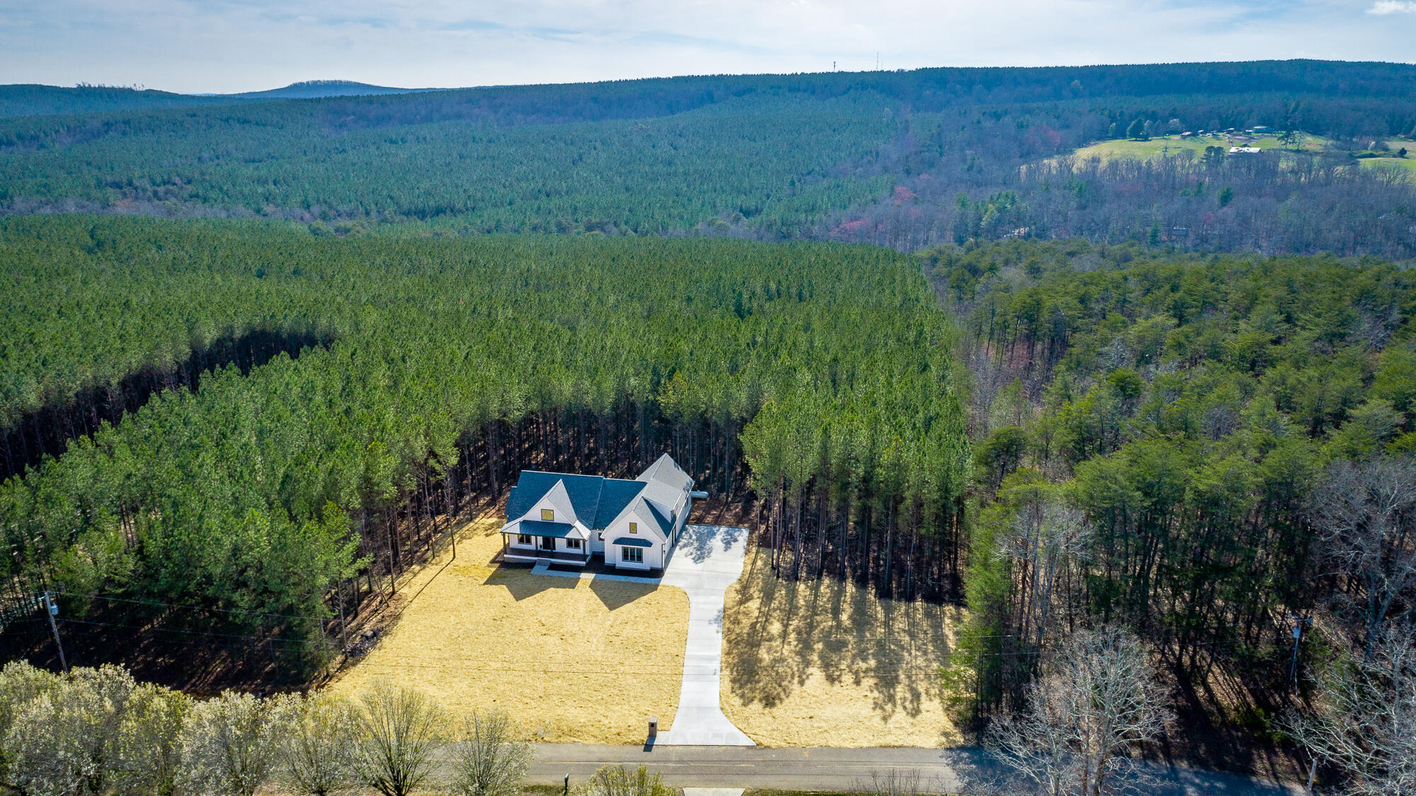 950 Horseshoe Road