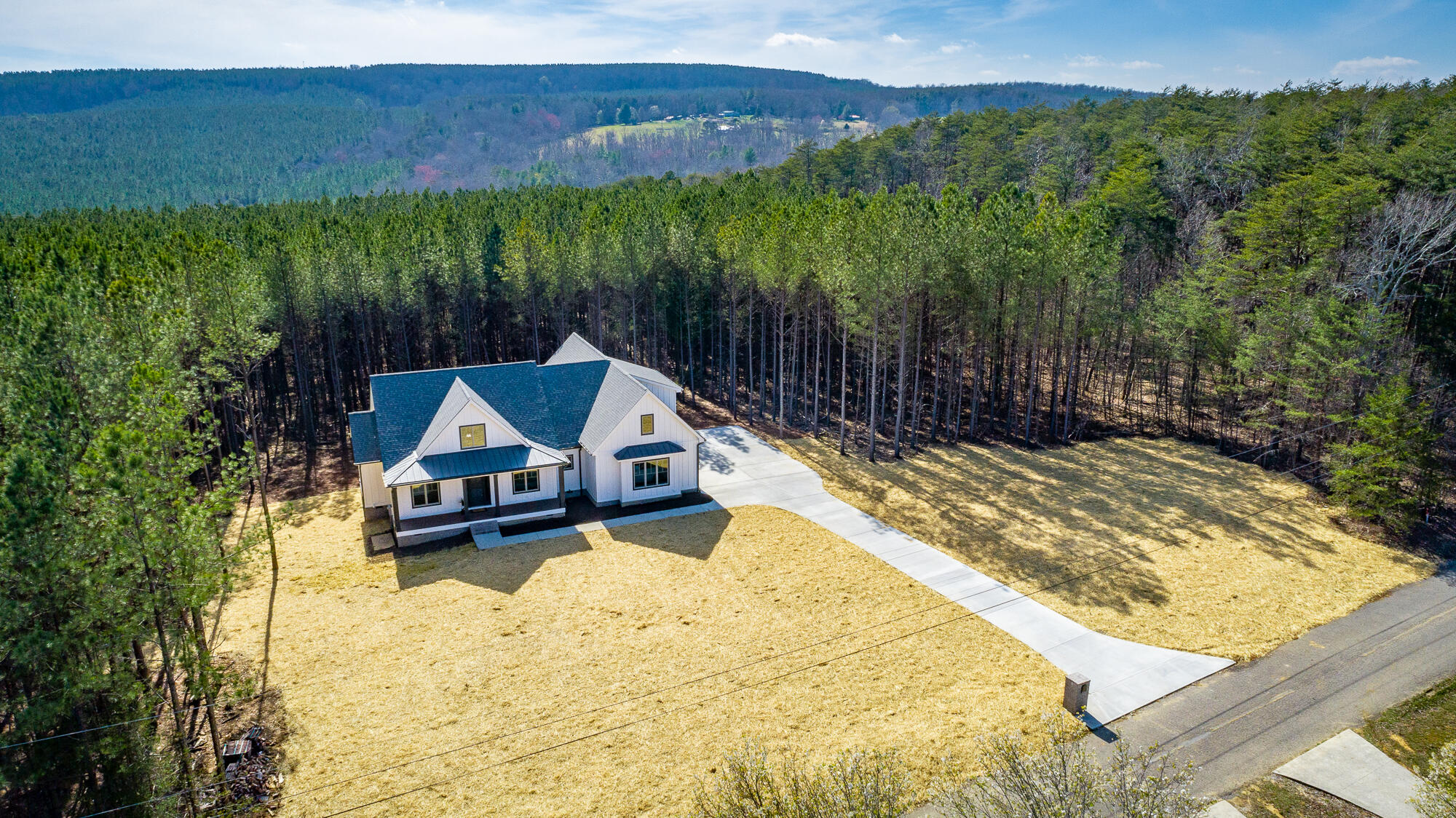 950 Horseshoe Road