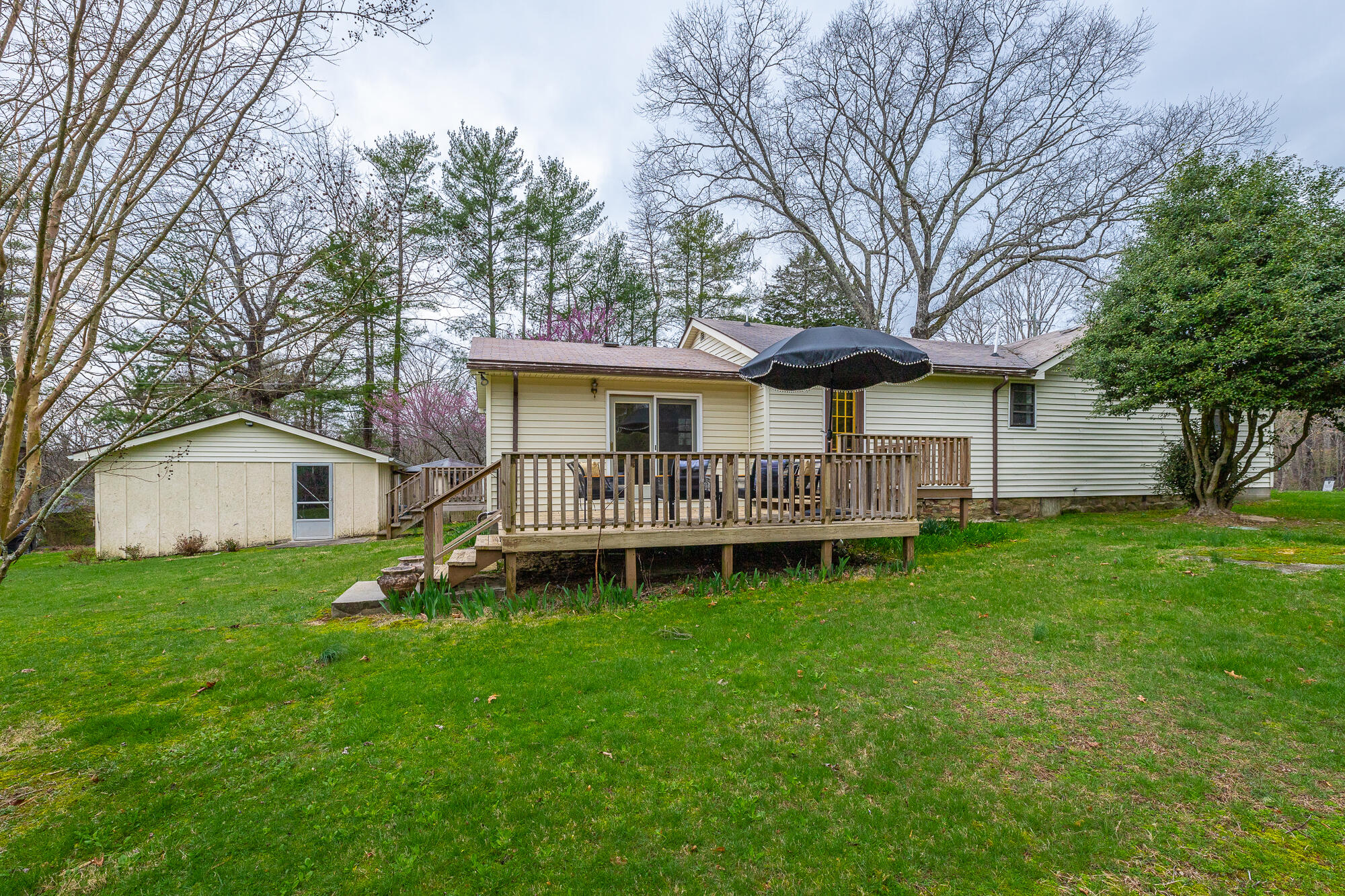 2440 Corral Road
