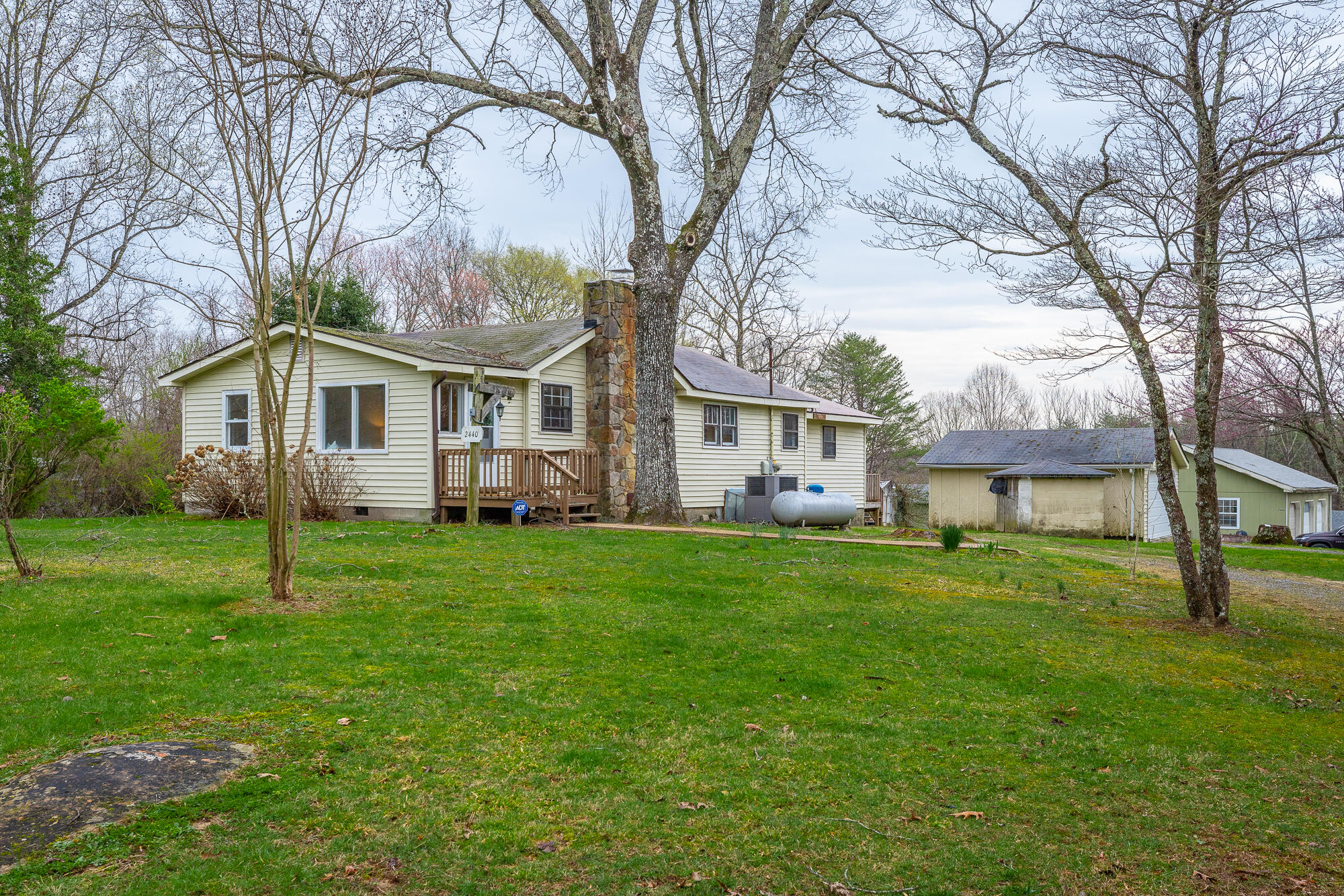 2440 Corral Road