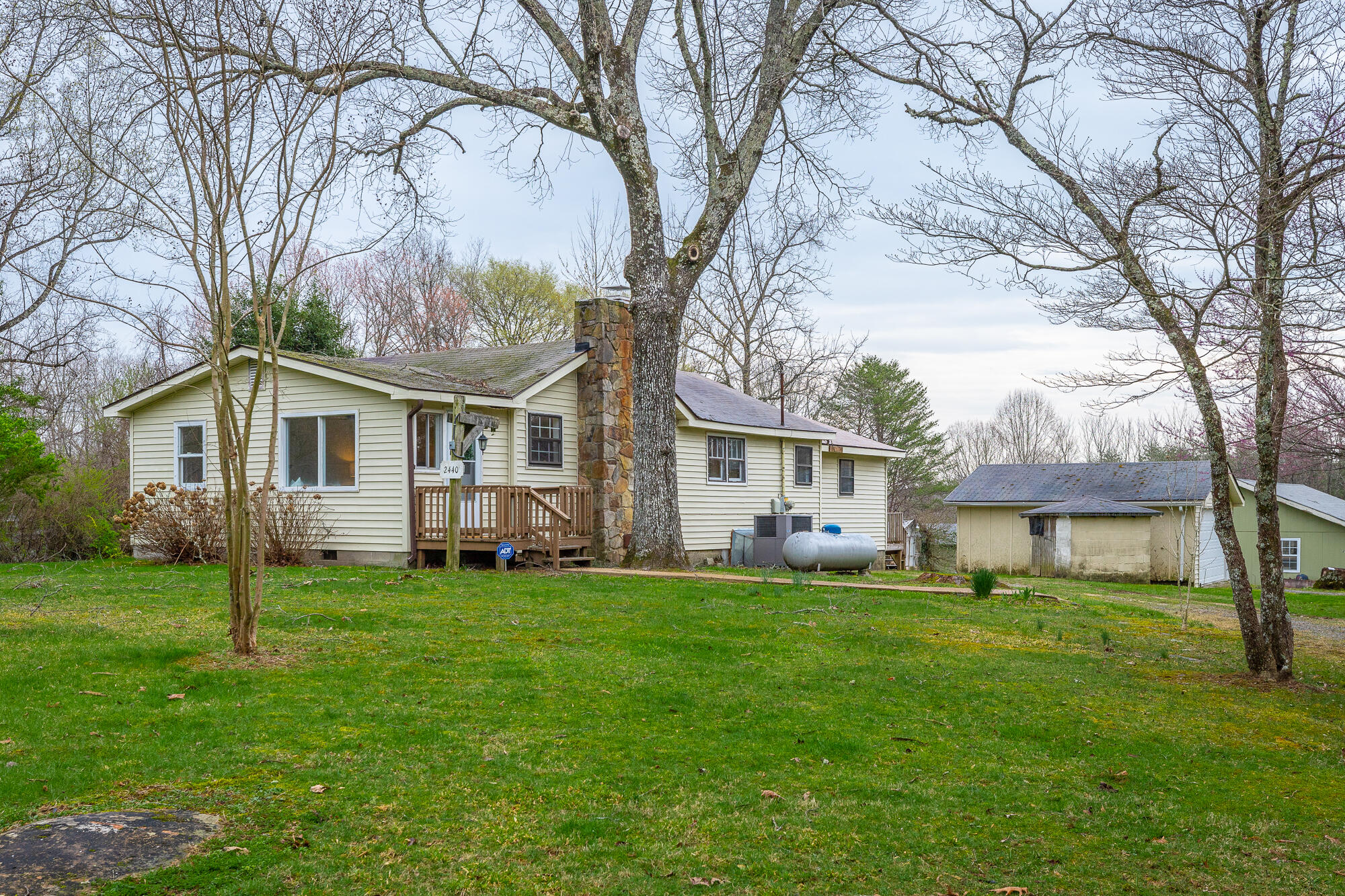 2440 Corral Road