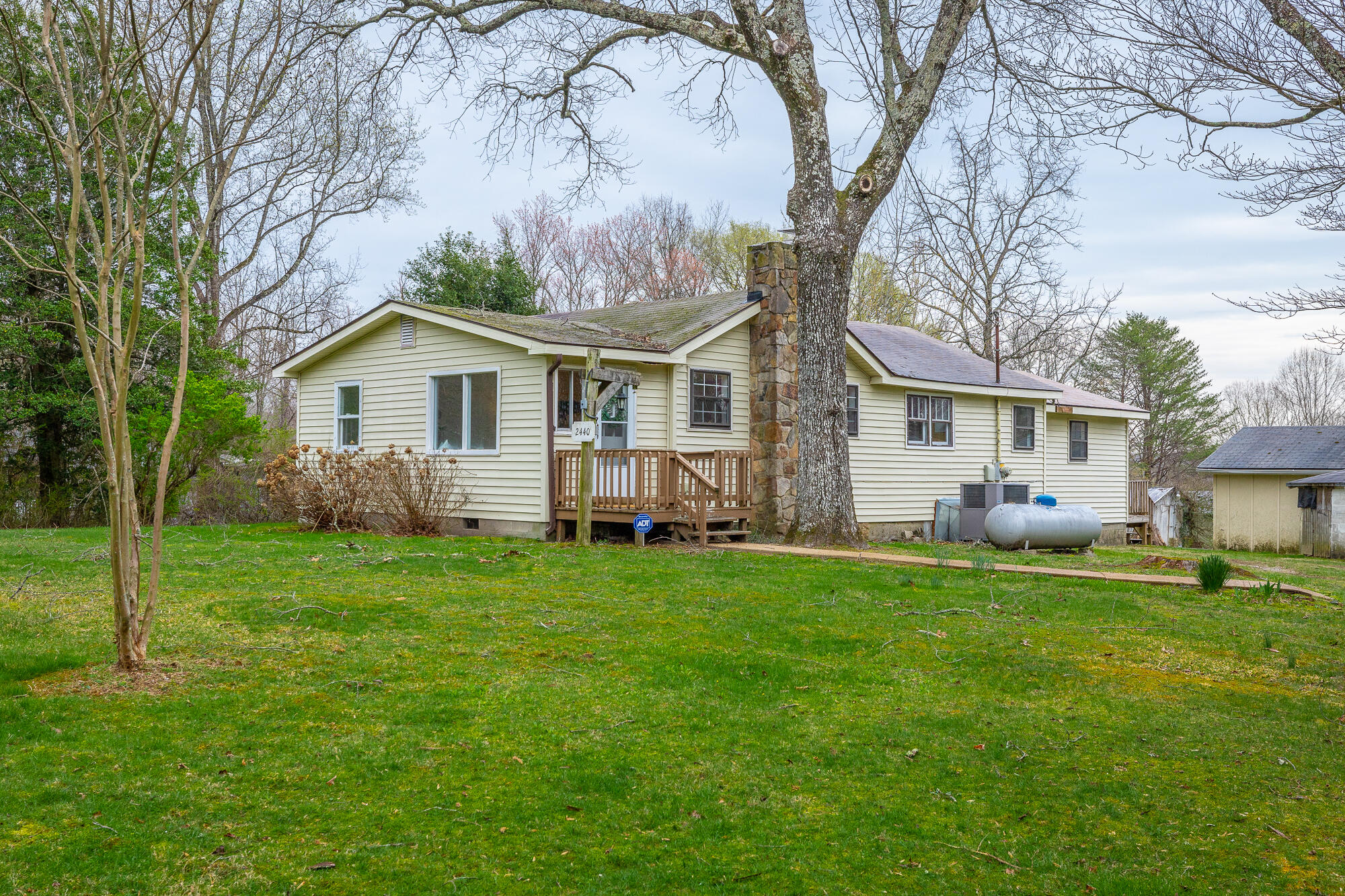 2440 Corral Road