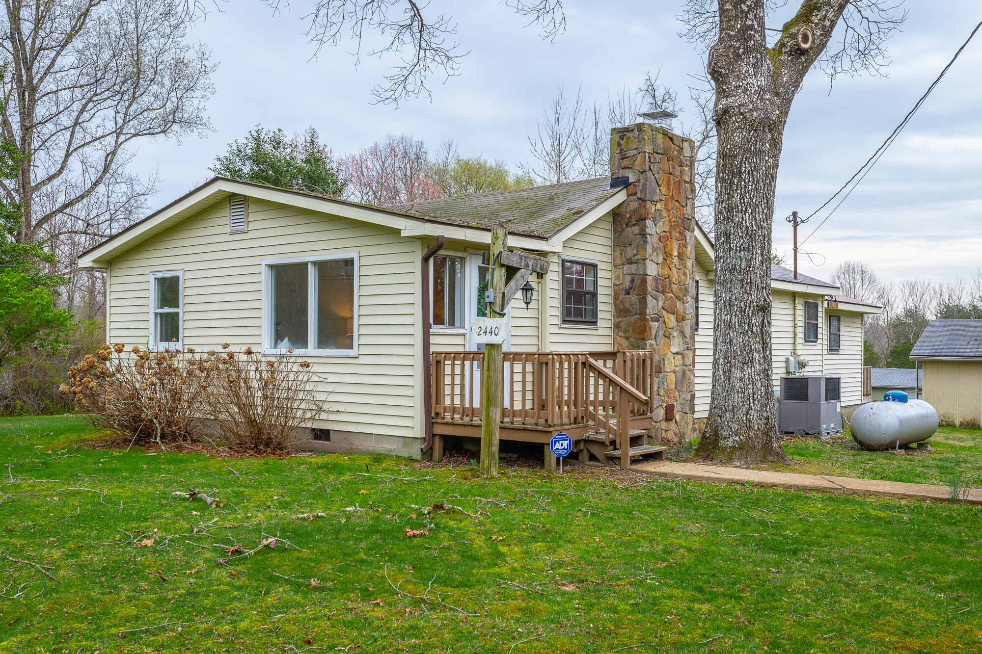 2440 Corral Road