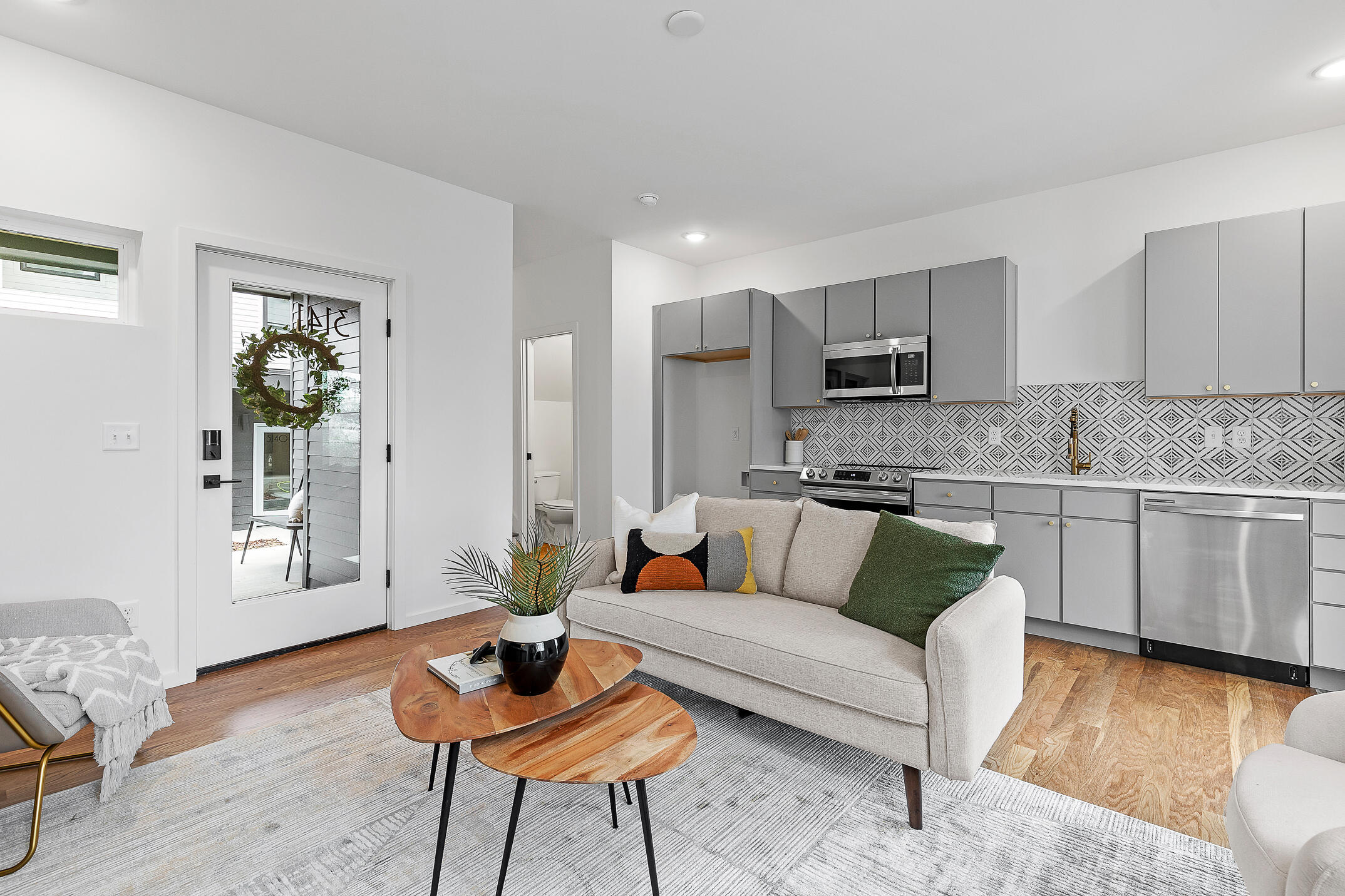 3137 Riverwalk Way