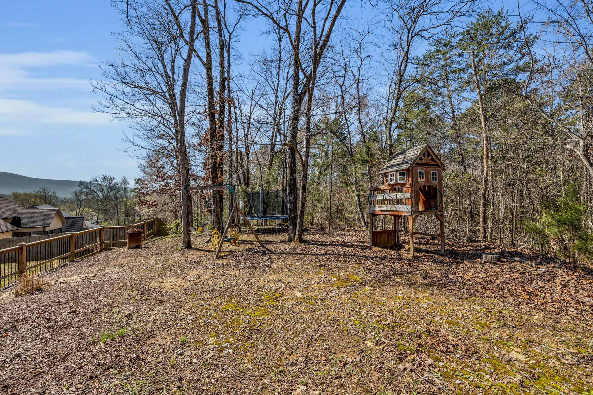 3558 Willow Lake Circle