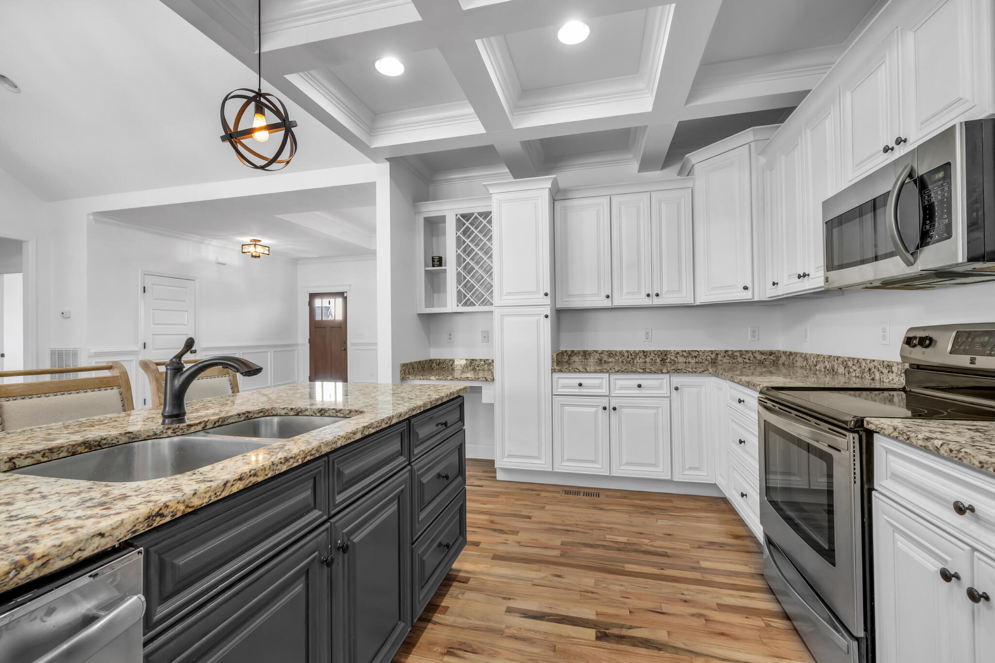 3558 Willow Lake Circle