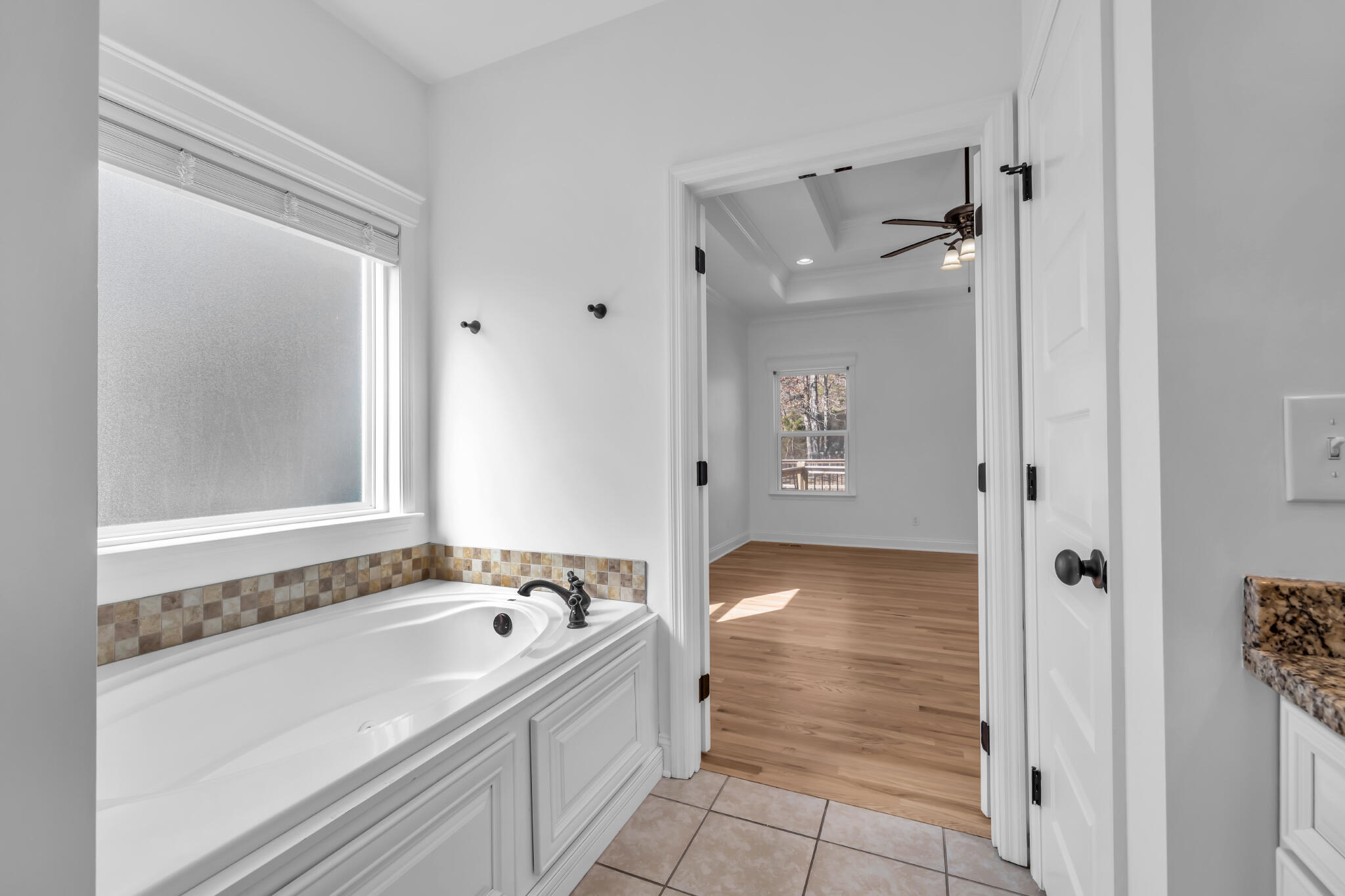 3558 Willow Lake Circle