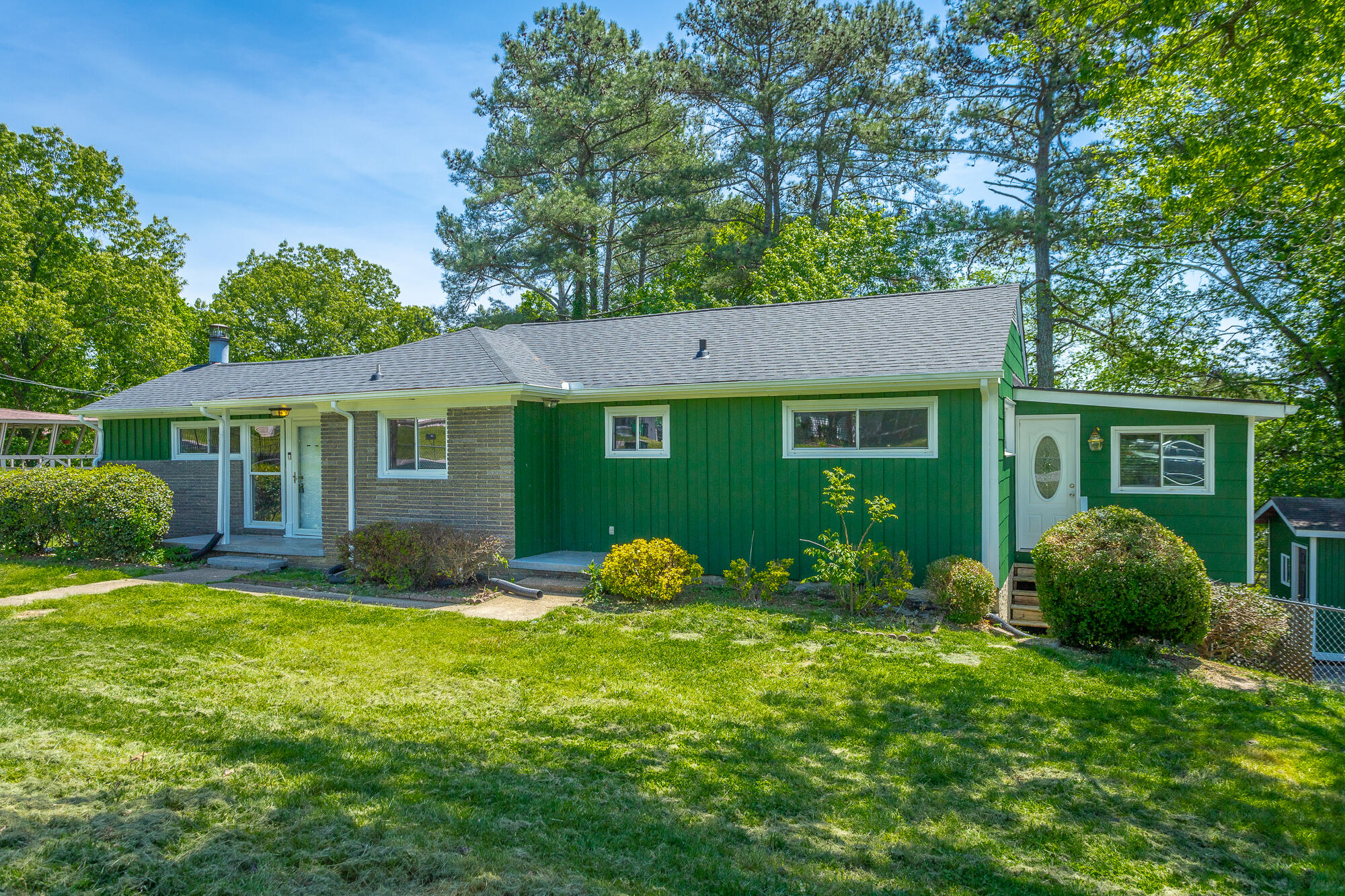 1116 Edwin Lane